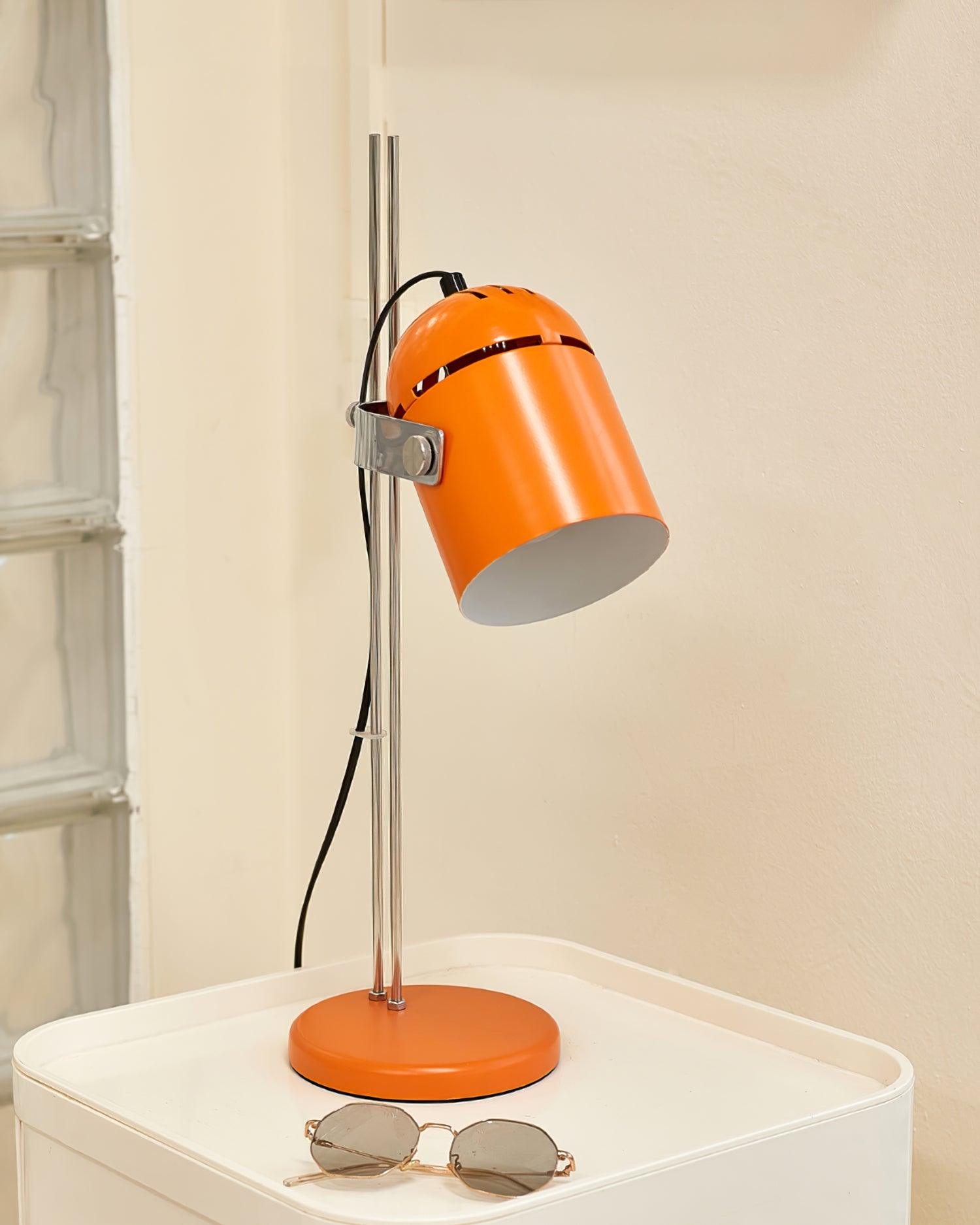 Kerion Industrial Retro Table Lamp-Neutral Decor
