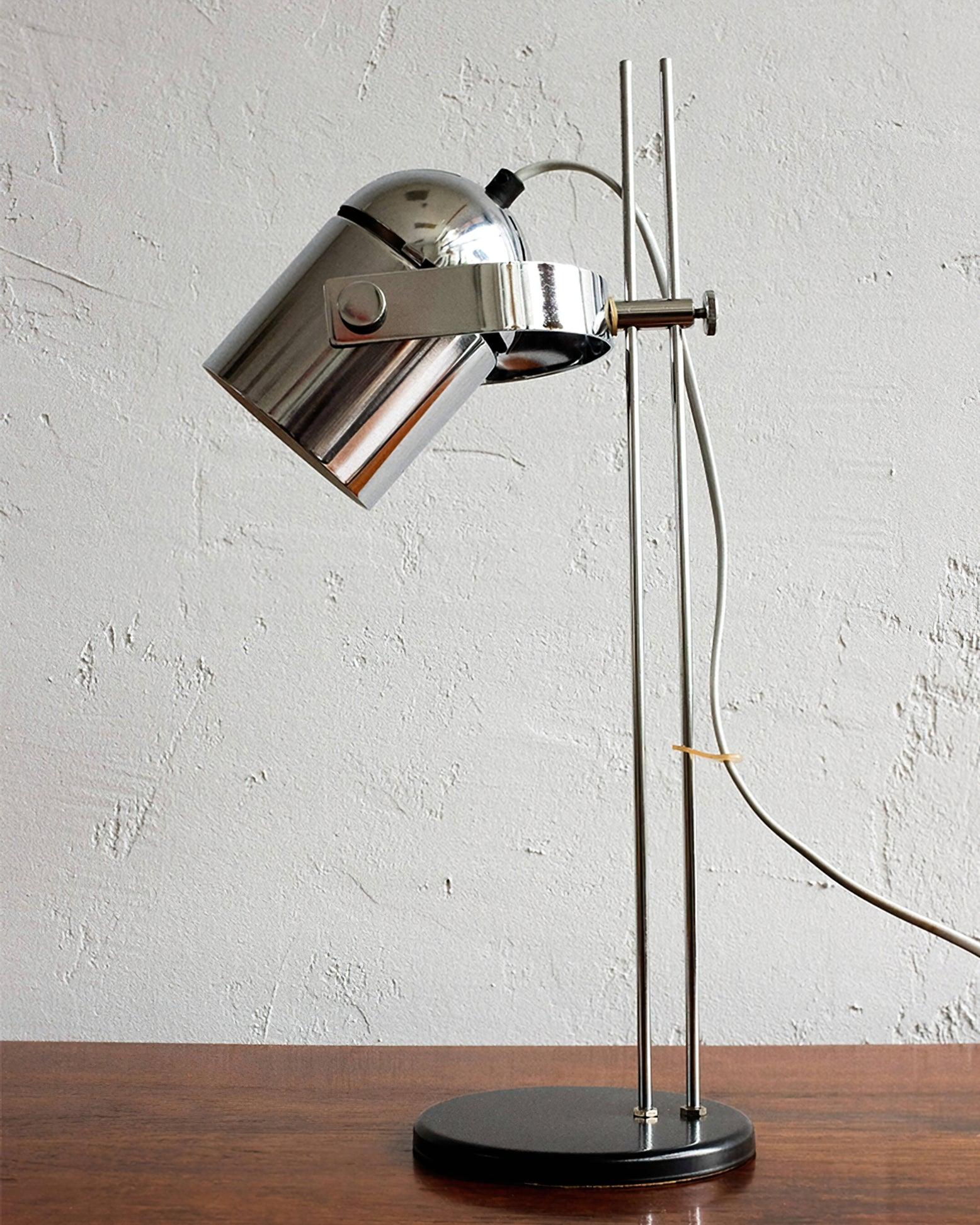 Kerion Industrial Retro Table Lamp-Neutral Decor