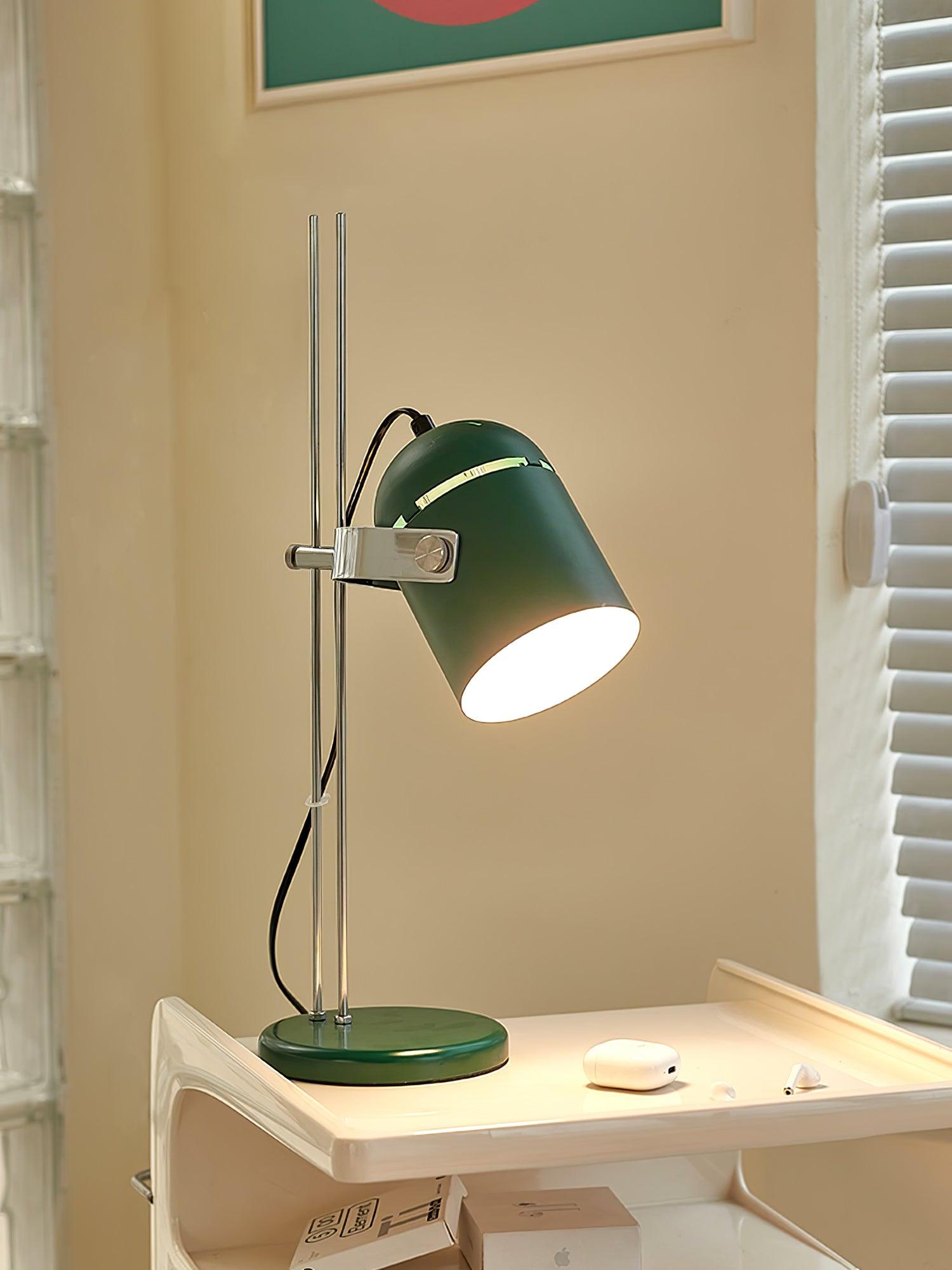 Kerion Industrial Retro Table Lamp-Neutral Decor