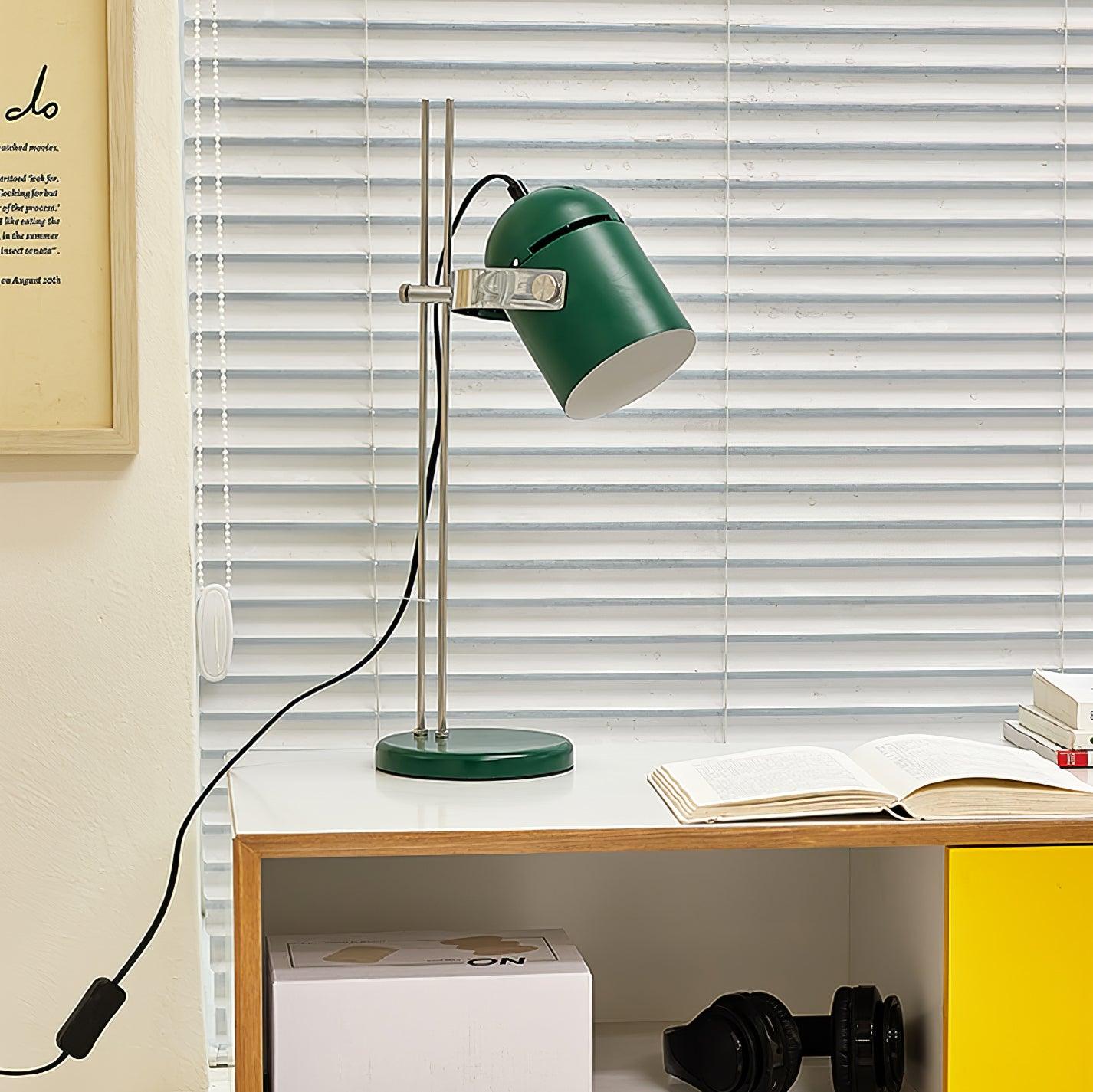 Kerion Industrial Retro Table Lamp-Neutral Decor