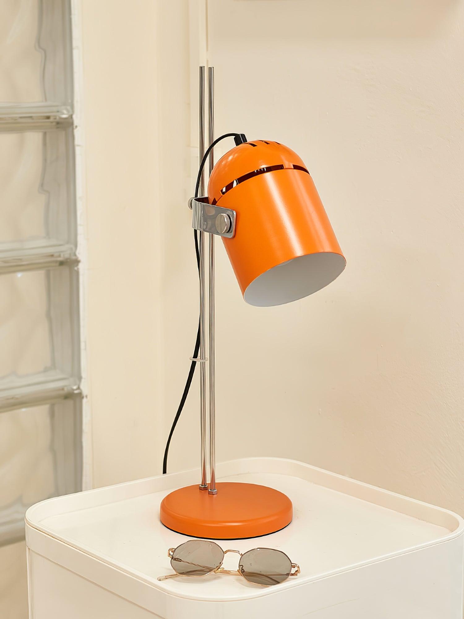 Kerion Industrial Retro Table Lamp-Neutral Decor