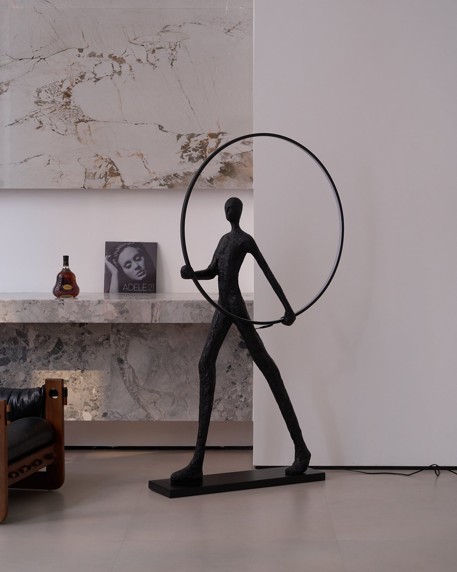 Viri Floor Lamp Sculpture LED Figure-Neutral Decor