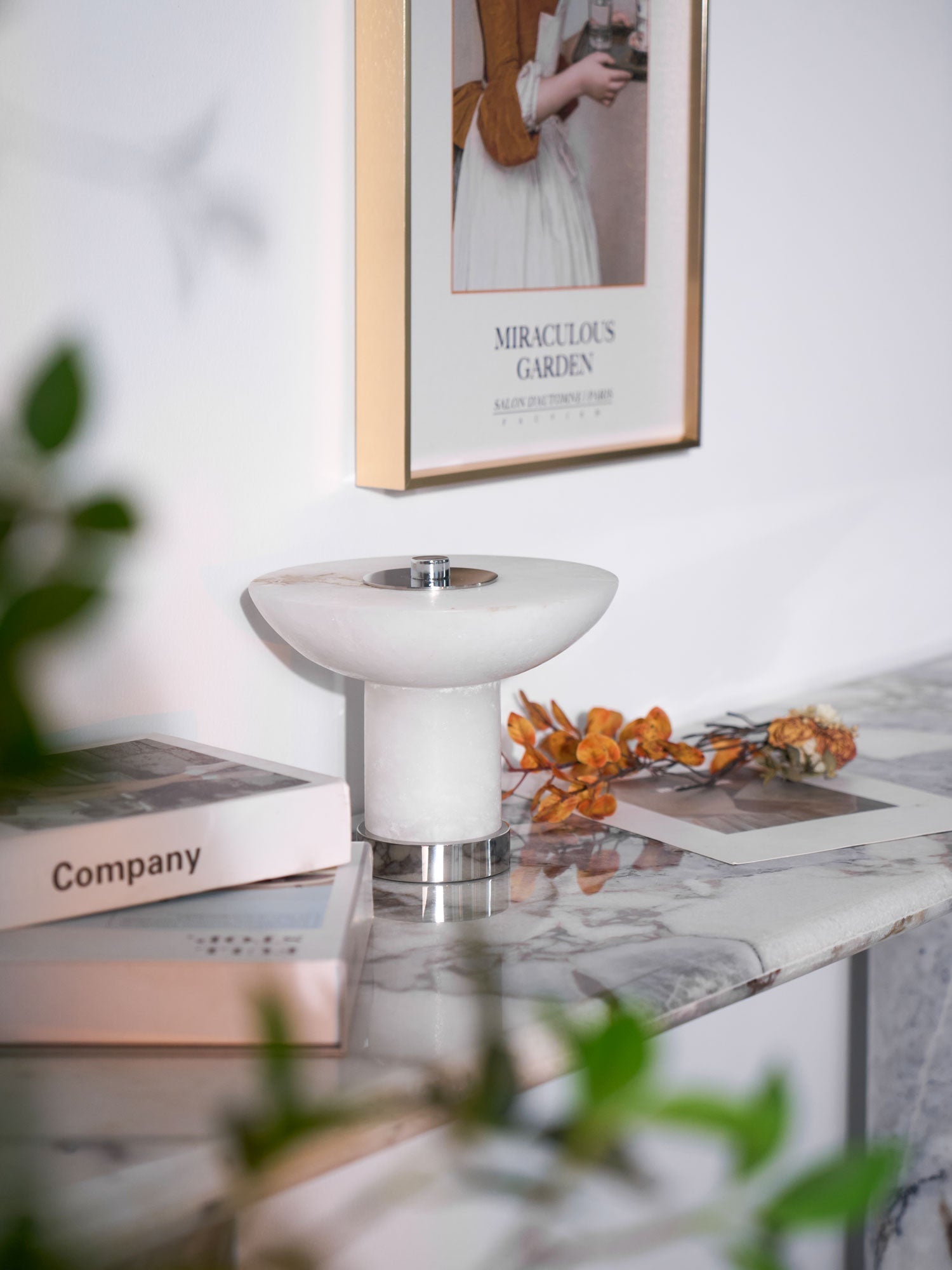 Eurnoran Mushroom Shaped Alabaster Table Lamp-Neutral Decor