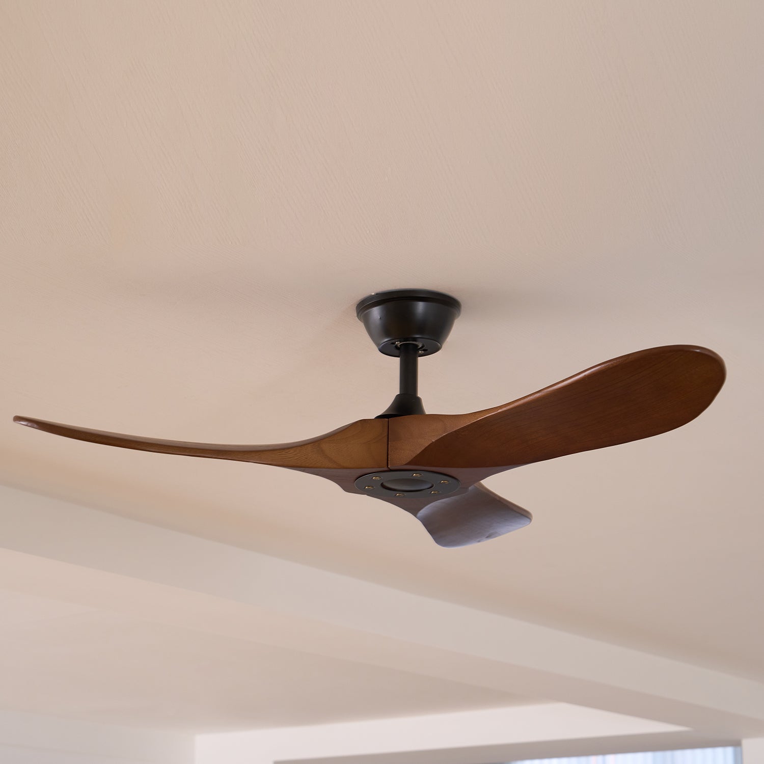 Orano Wood Ceiling Fan-Neutral Decor