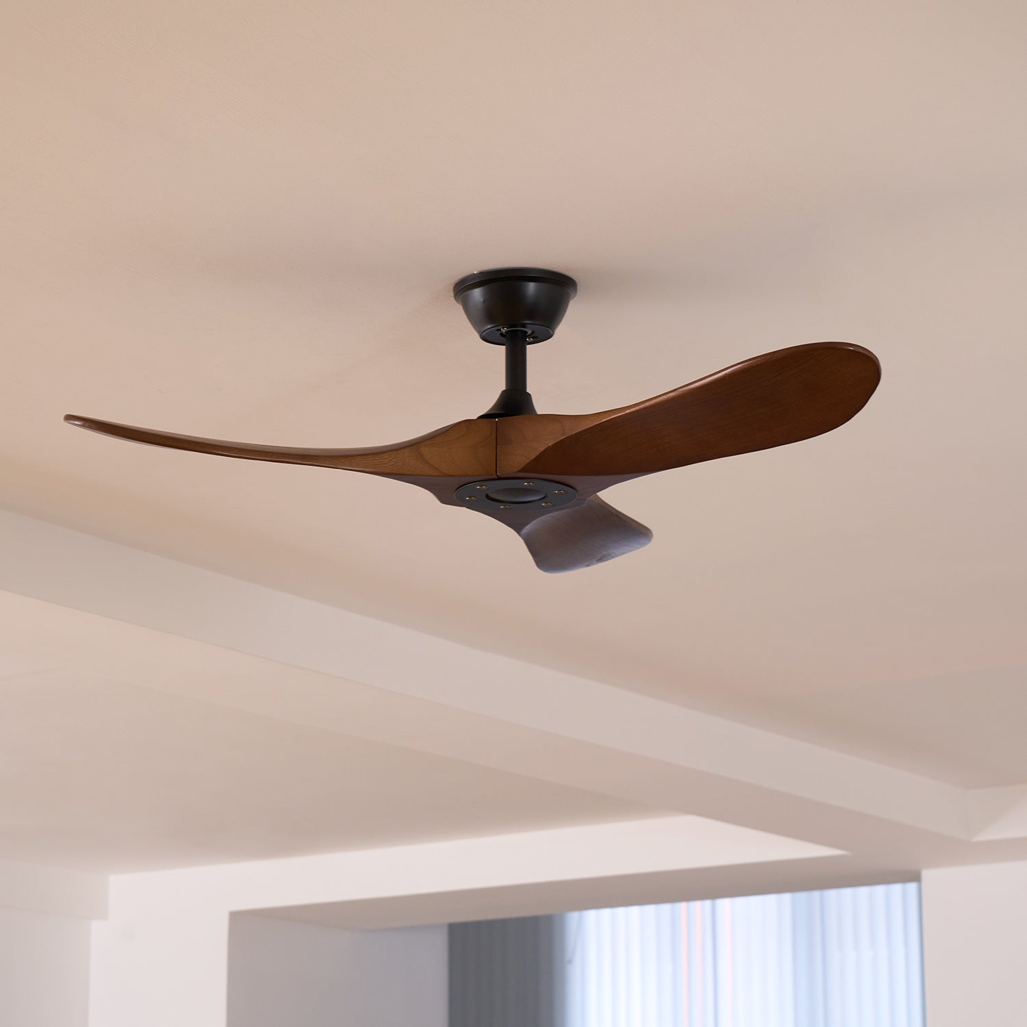 Orano Wood Ceiling Fan-Neutral Decor