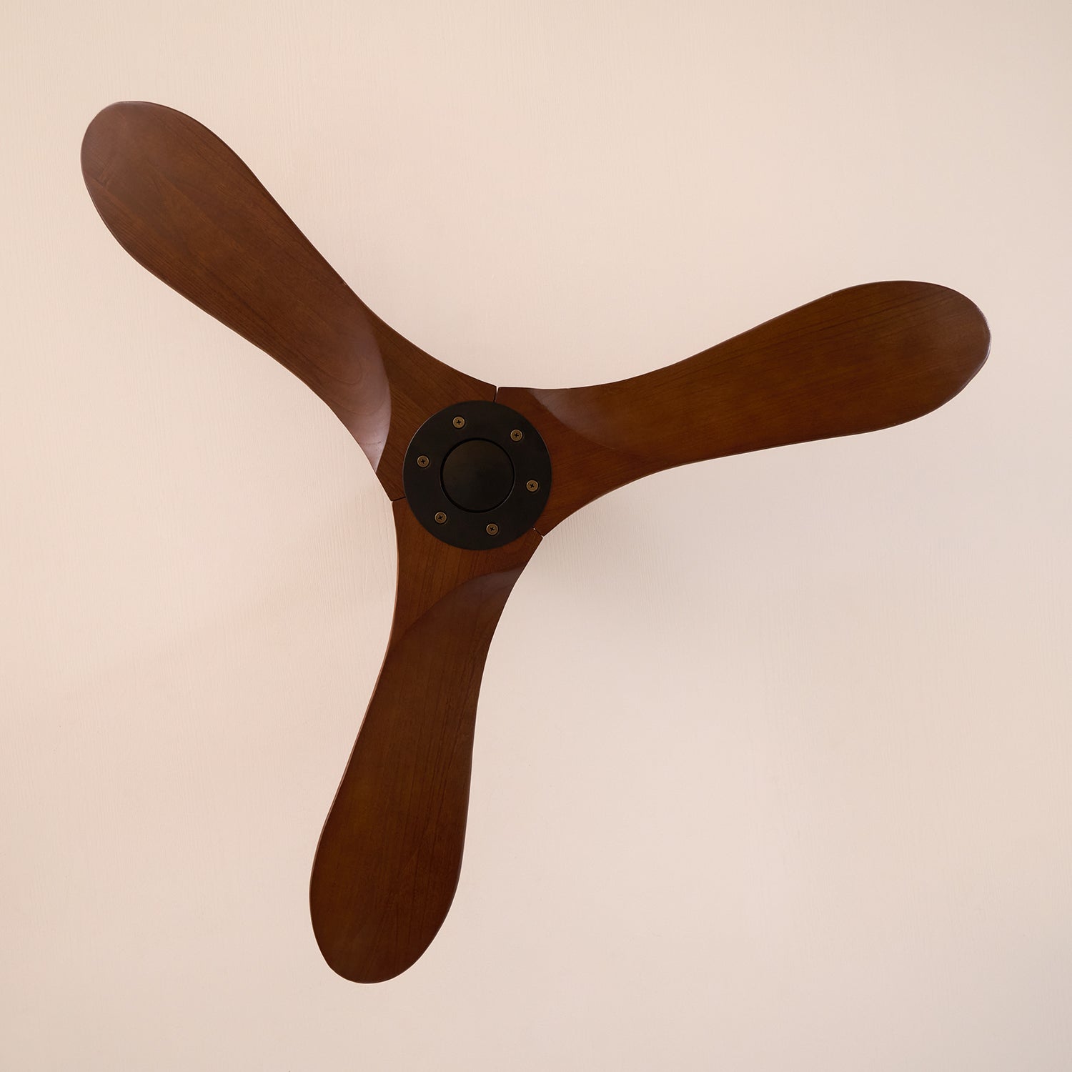 Orano Wood Ceiling Fan-Neutral Decor