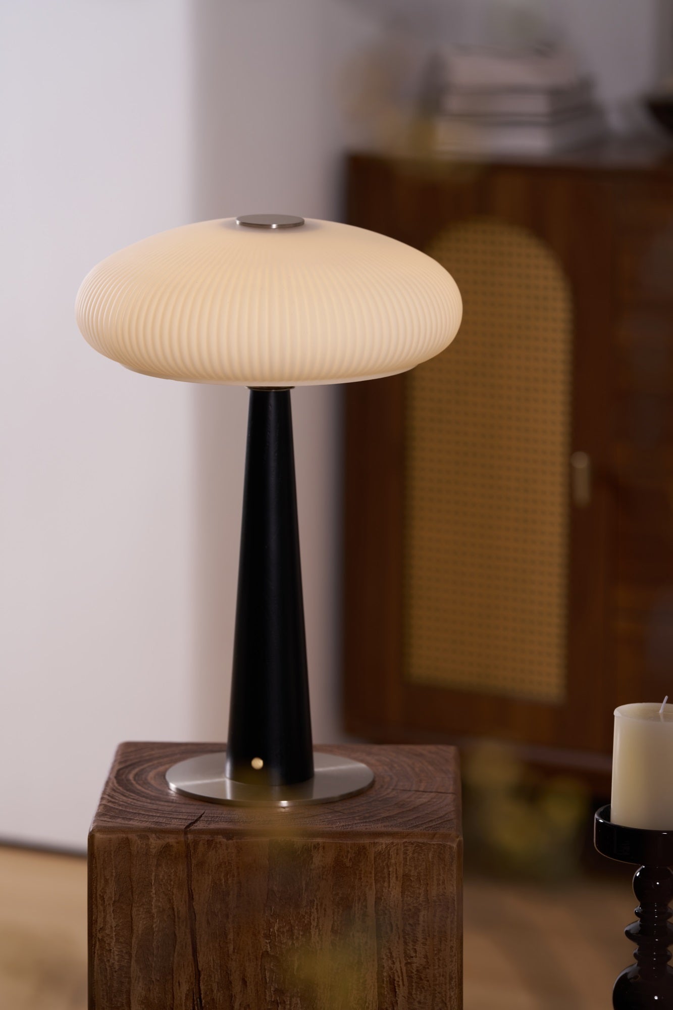 Glow Minimalist Wood Table Lamp-Neutral Decor