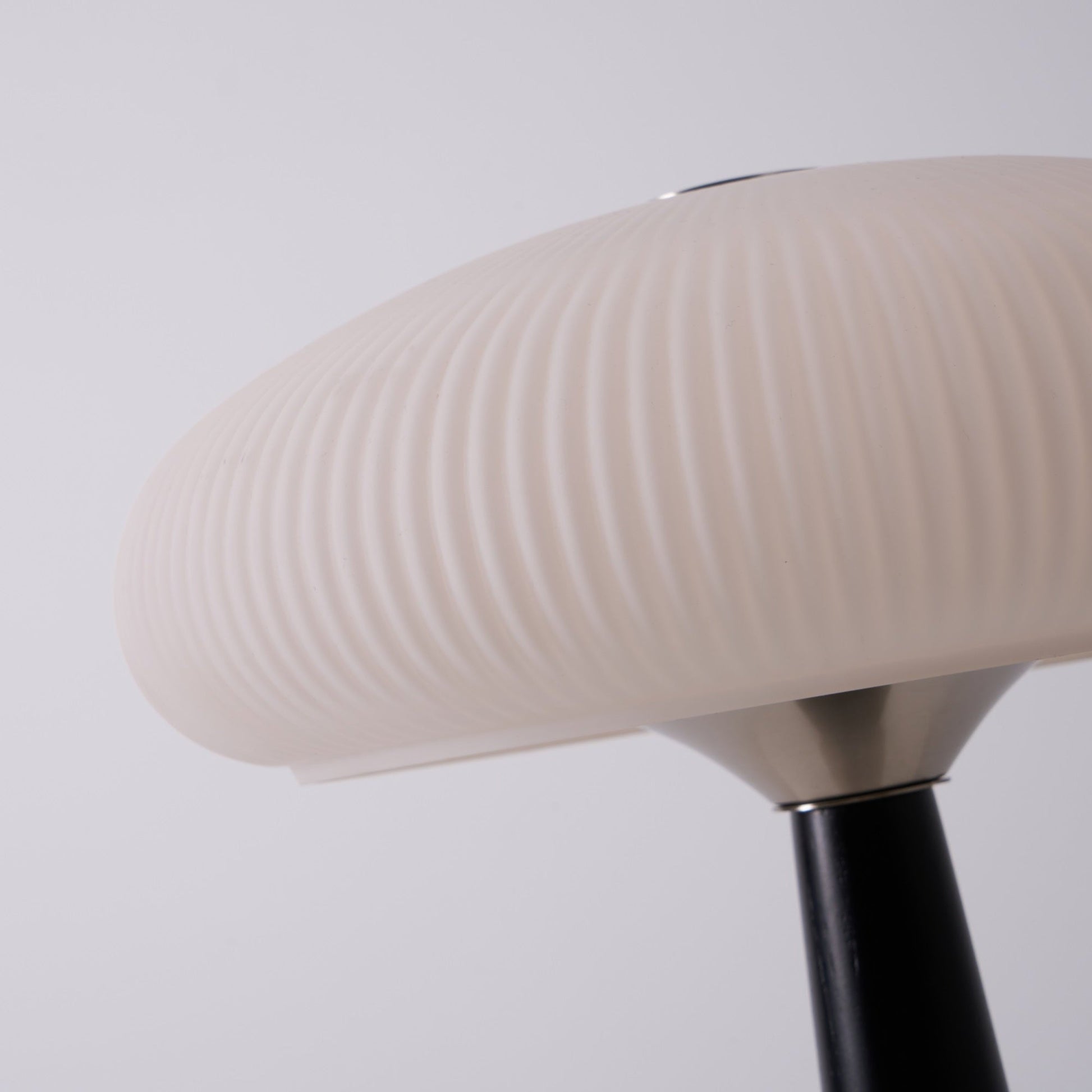 Glow Minimalist Wood Table Lamp-Neutral Decor
