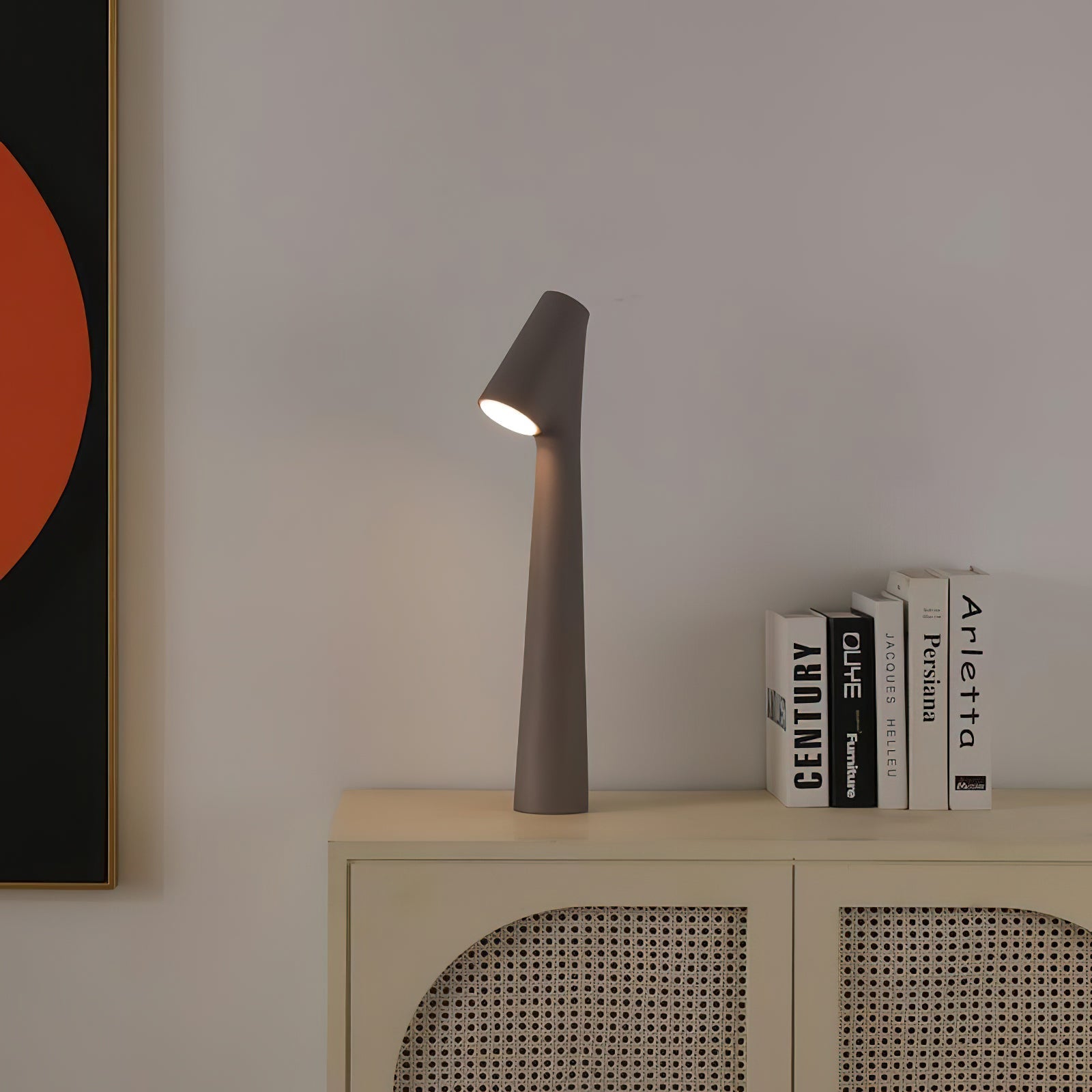 Wilen Acrylic Minimalist Table Lamp-Neutral Decor