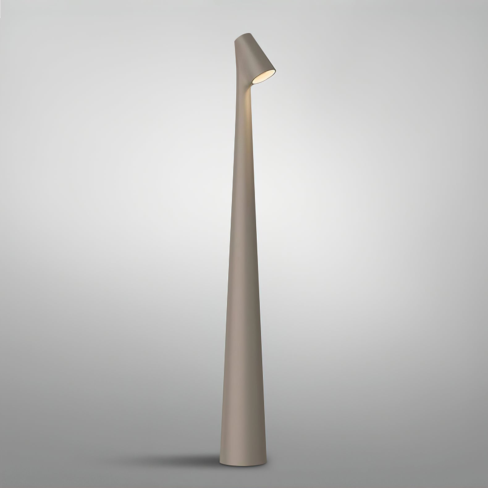 Wilen Acrylic Minimalist Table Lamp-Neutral Decor