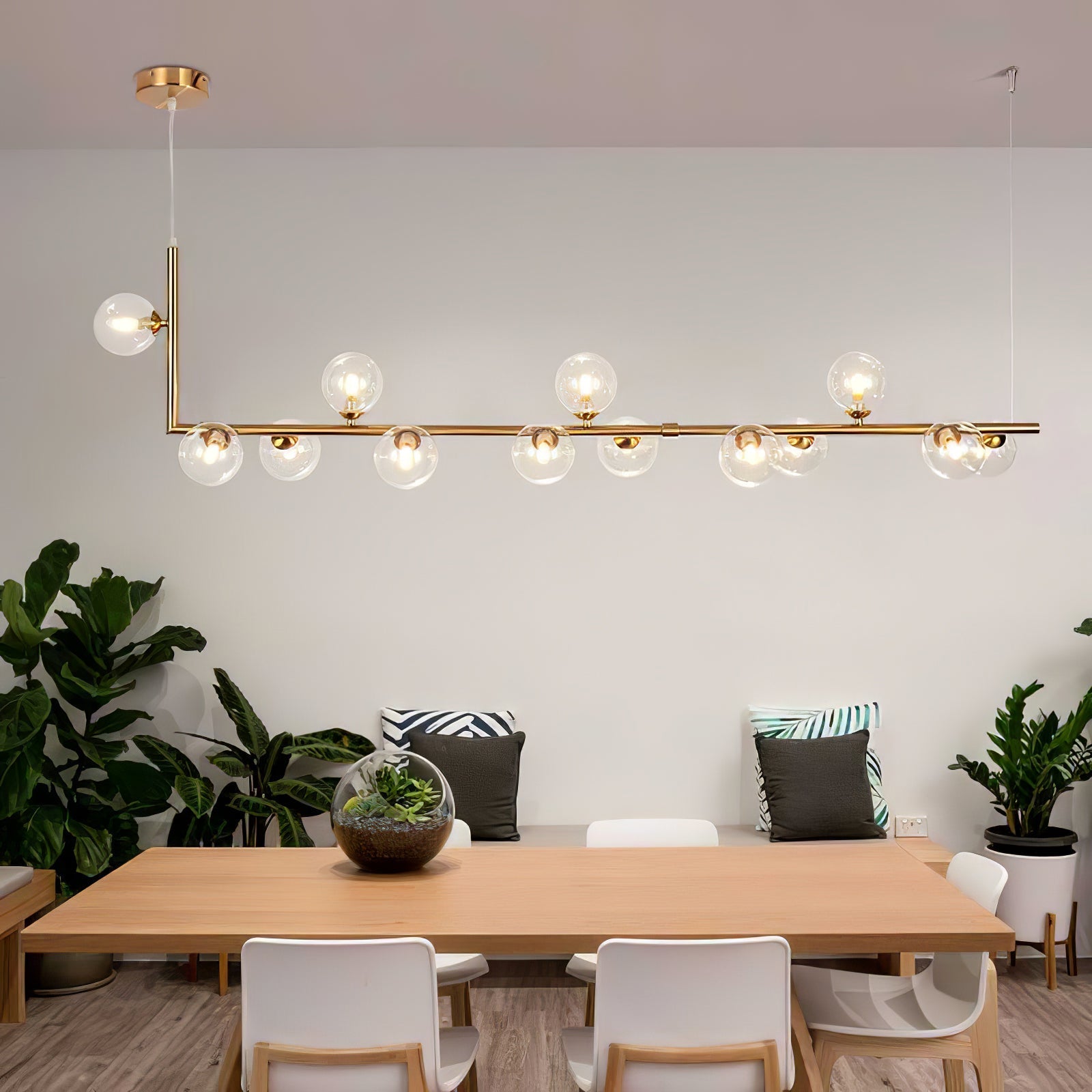 Moss Chandelier Glass with Black Steel Linear-Neutral Decor