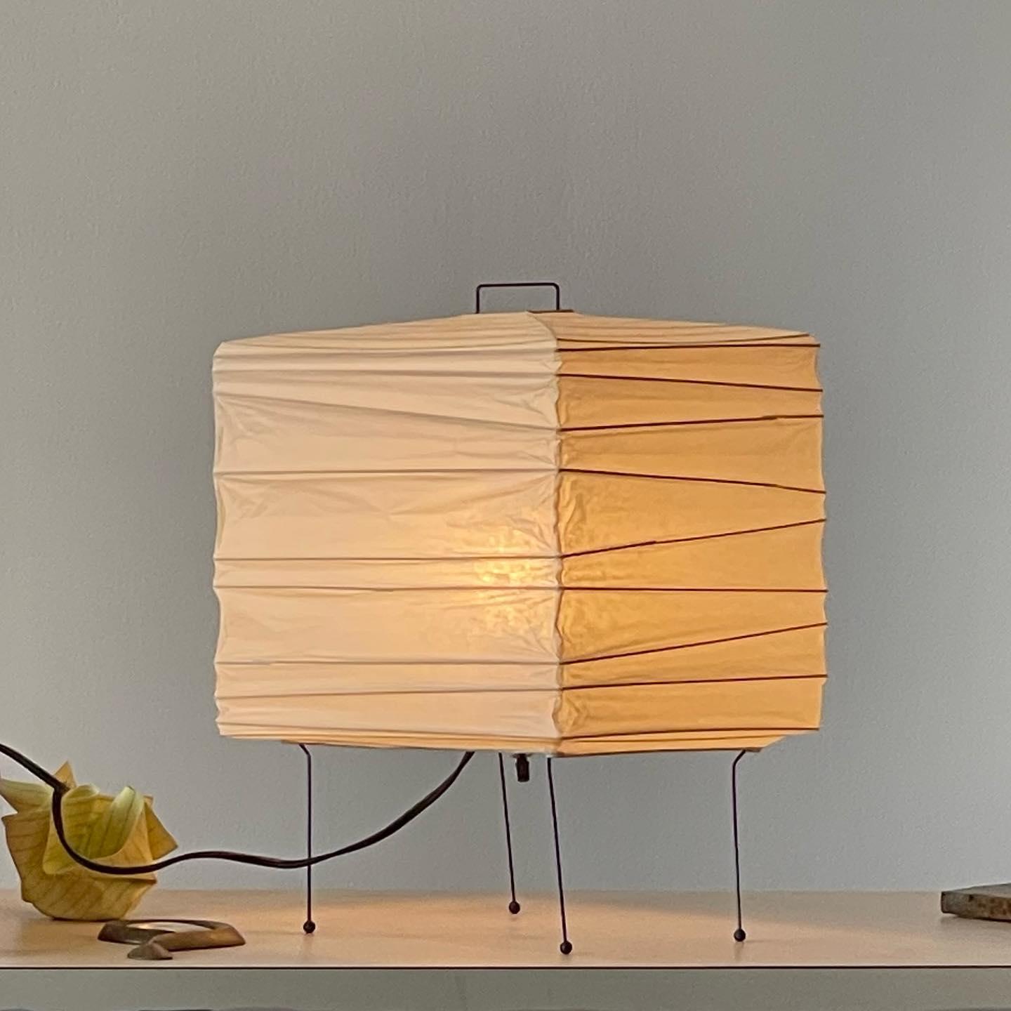 Tavina Table Lamp