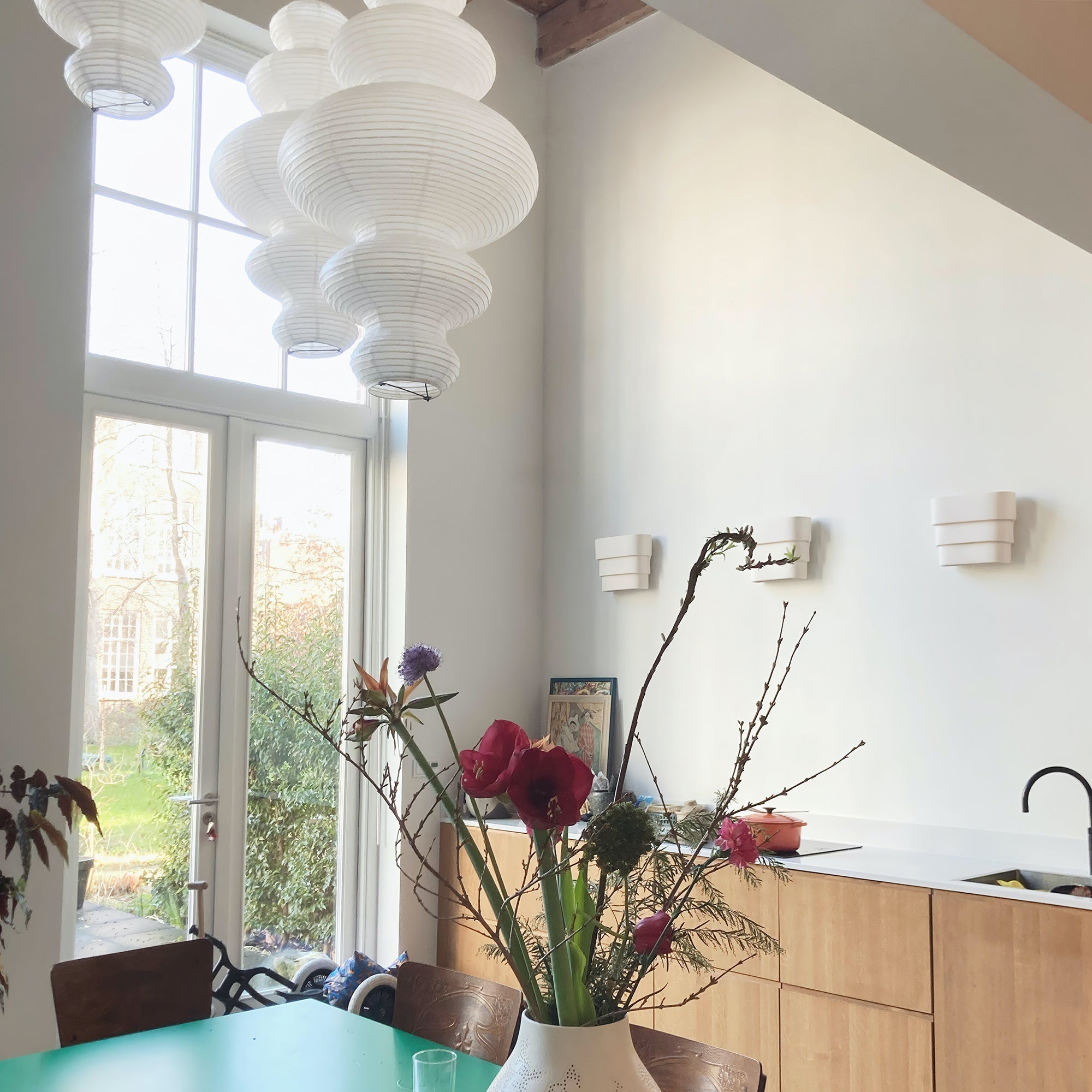 Lythaaris Natural Art Swag Pendant Lamp-Neutral Decor