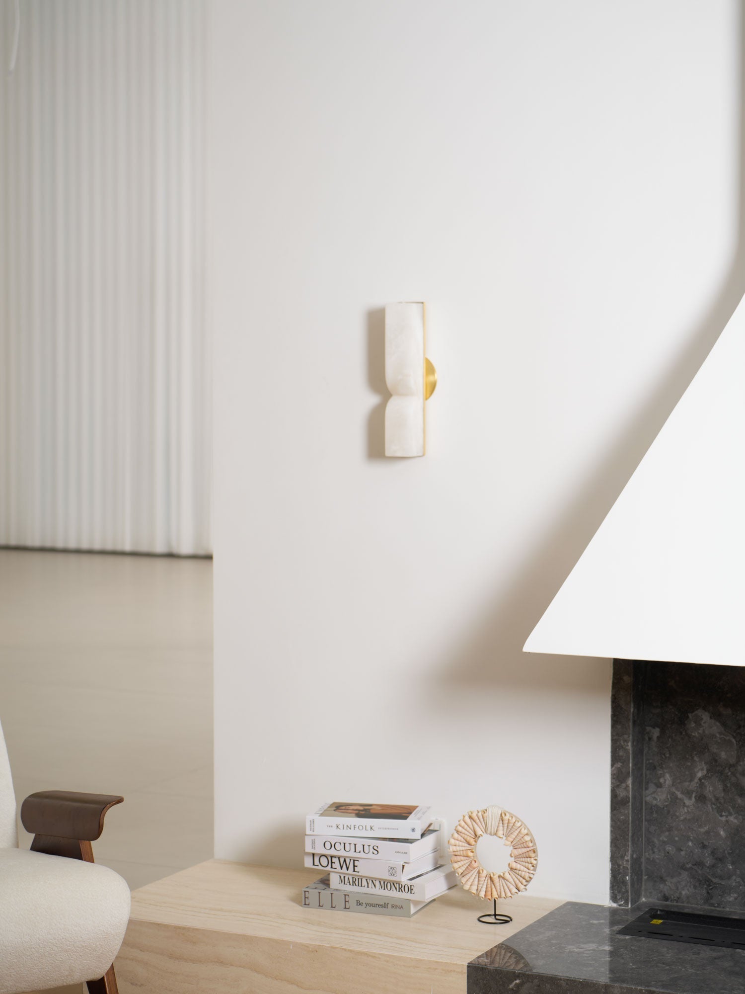 Lunaris Alabaster Rectangular Wall Lamp-Neutral Decor