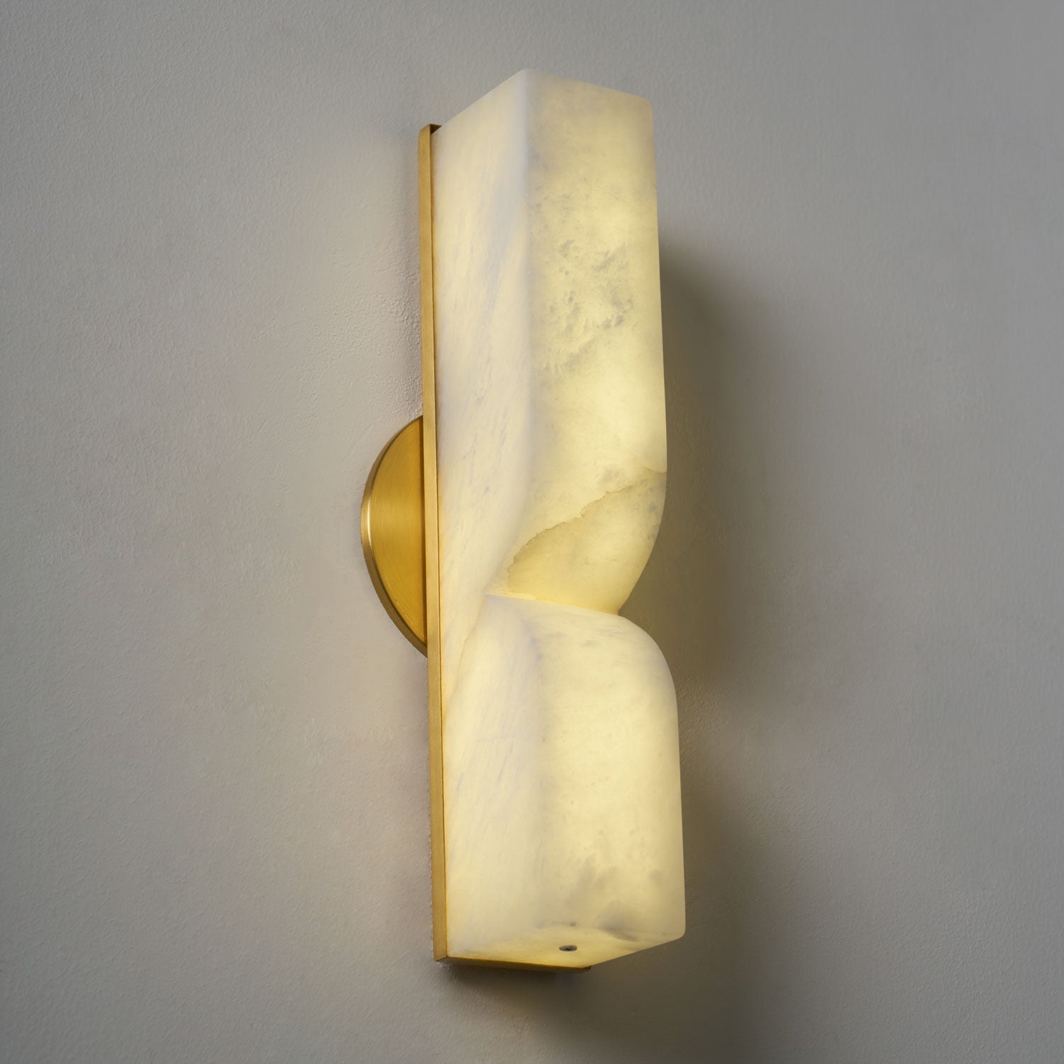 Lena Minimalist Alabaster Wall Light-Neutral Decor