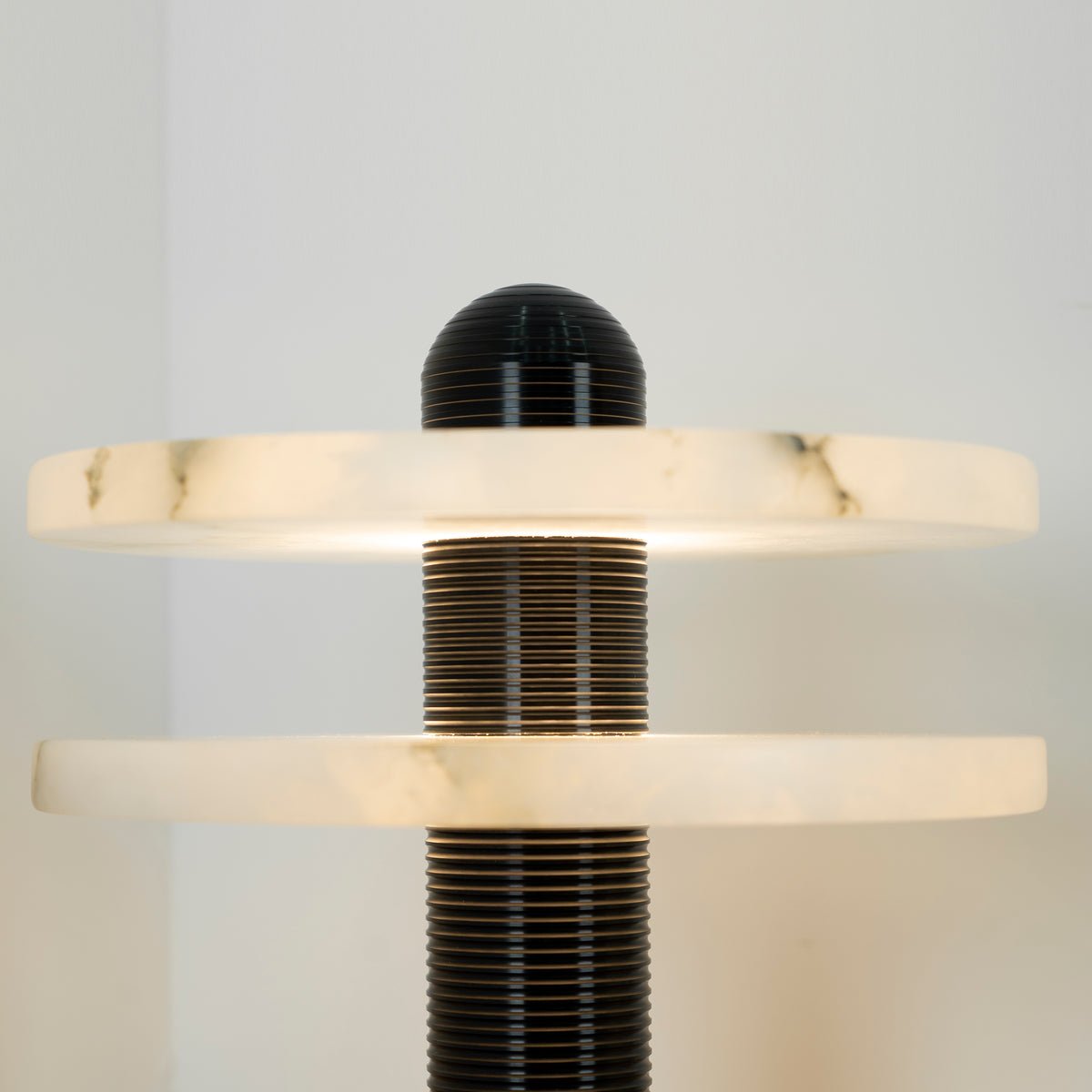 Nerio Modern Alabaster Table Lamp-Neutral Decor