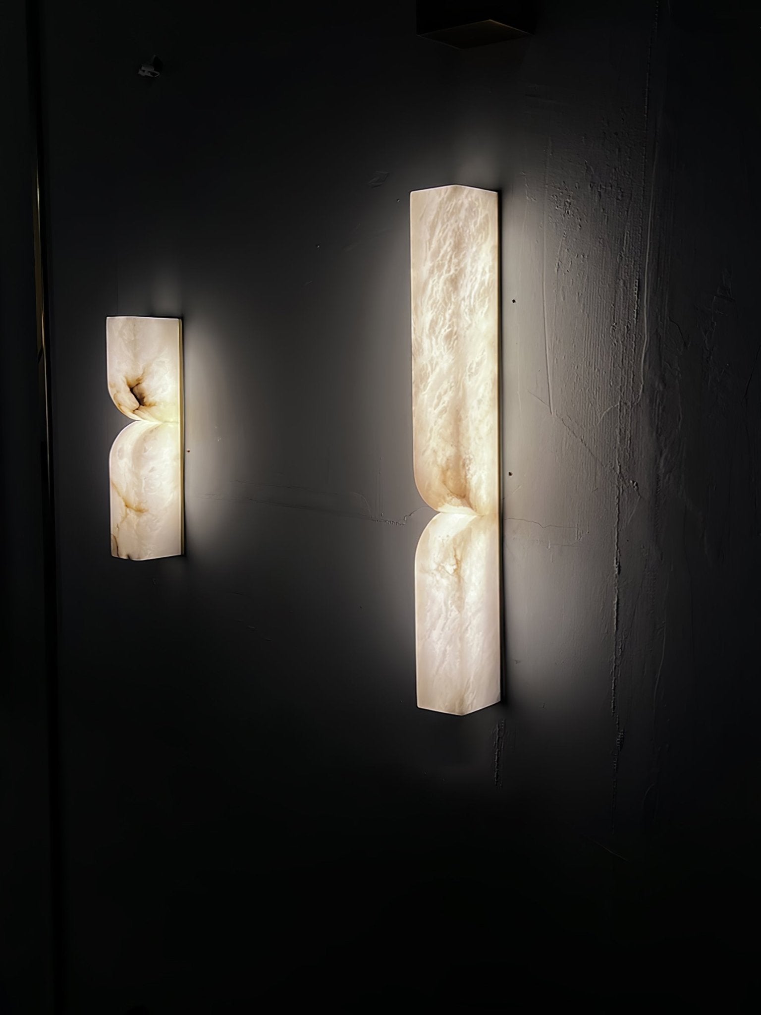 Lunaris Alabaster Rectangular Wall Lamp-Neutral Decor