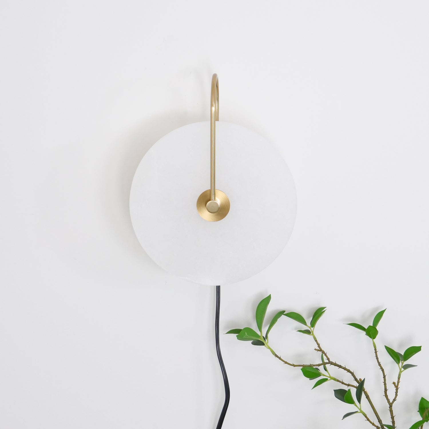 Lively Alabaster Globe Wall Light-Neutral Decor