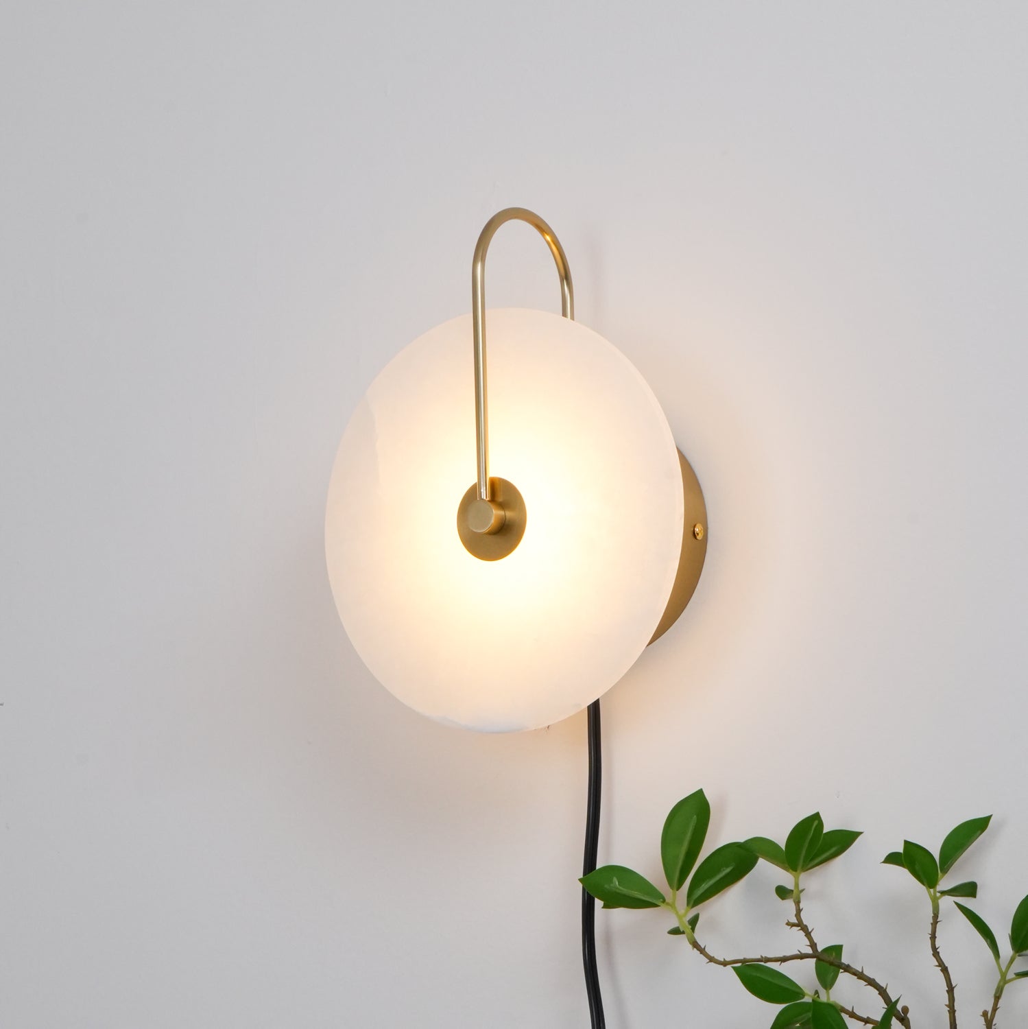 Lively Alabaster Globe Wall Light-Neutral Decor