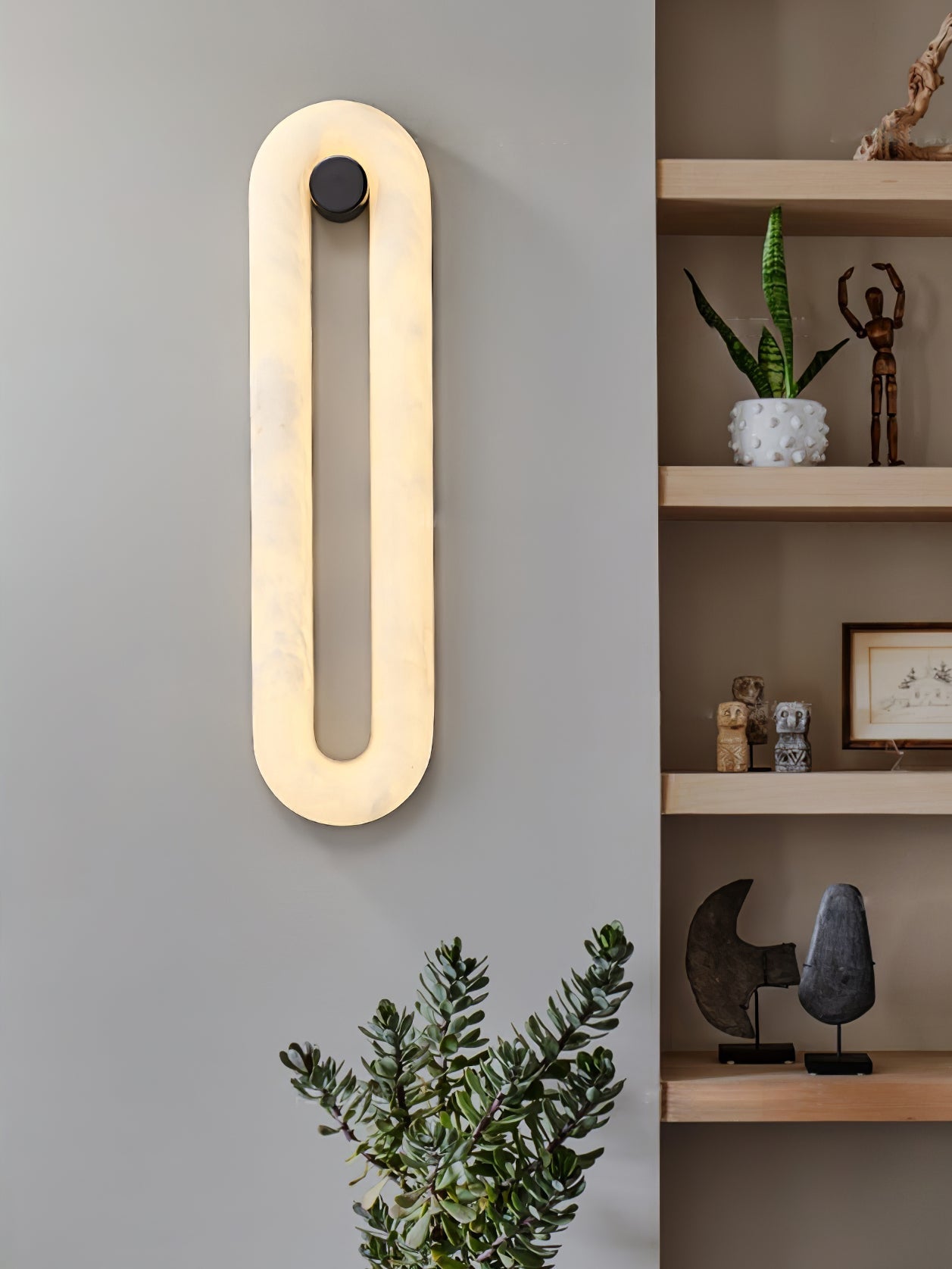Aurea Modern Alabaster Wall Light-Neutral Decor