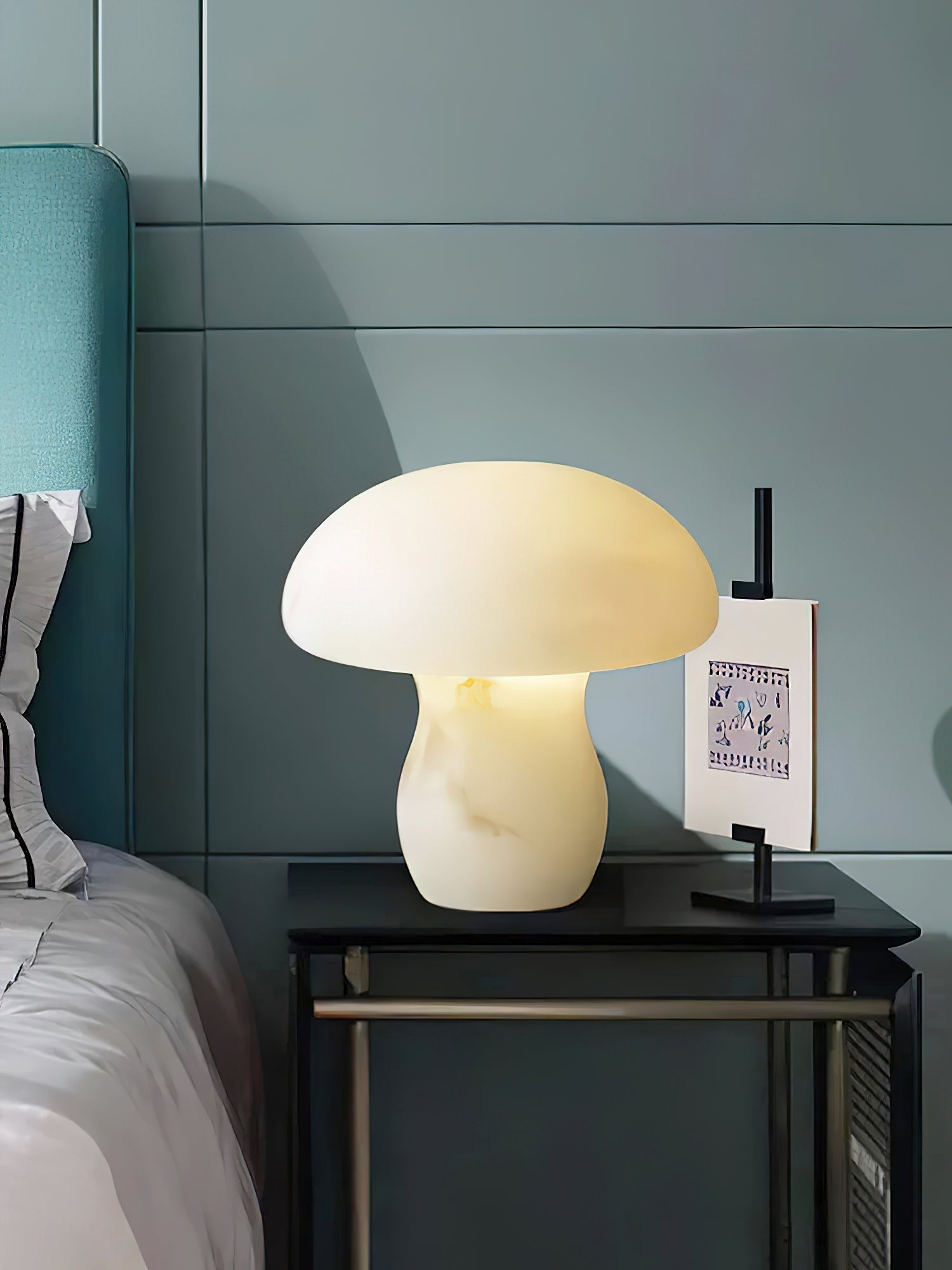 Eira Table Lamp