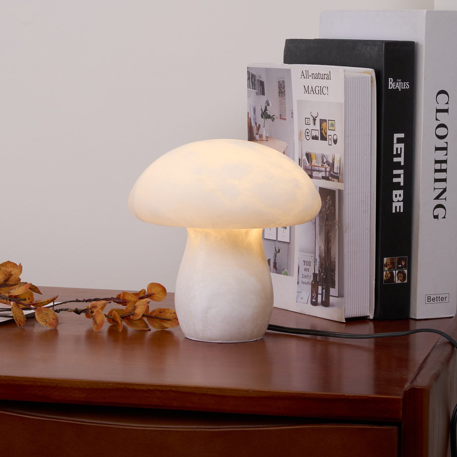 Nera Alabaster Table Lamp-Neutral Decor
