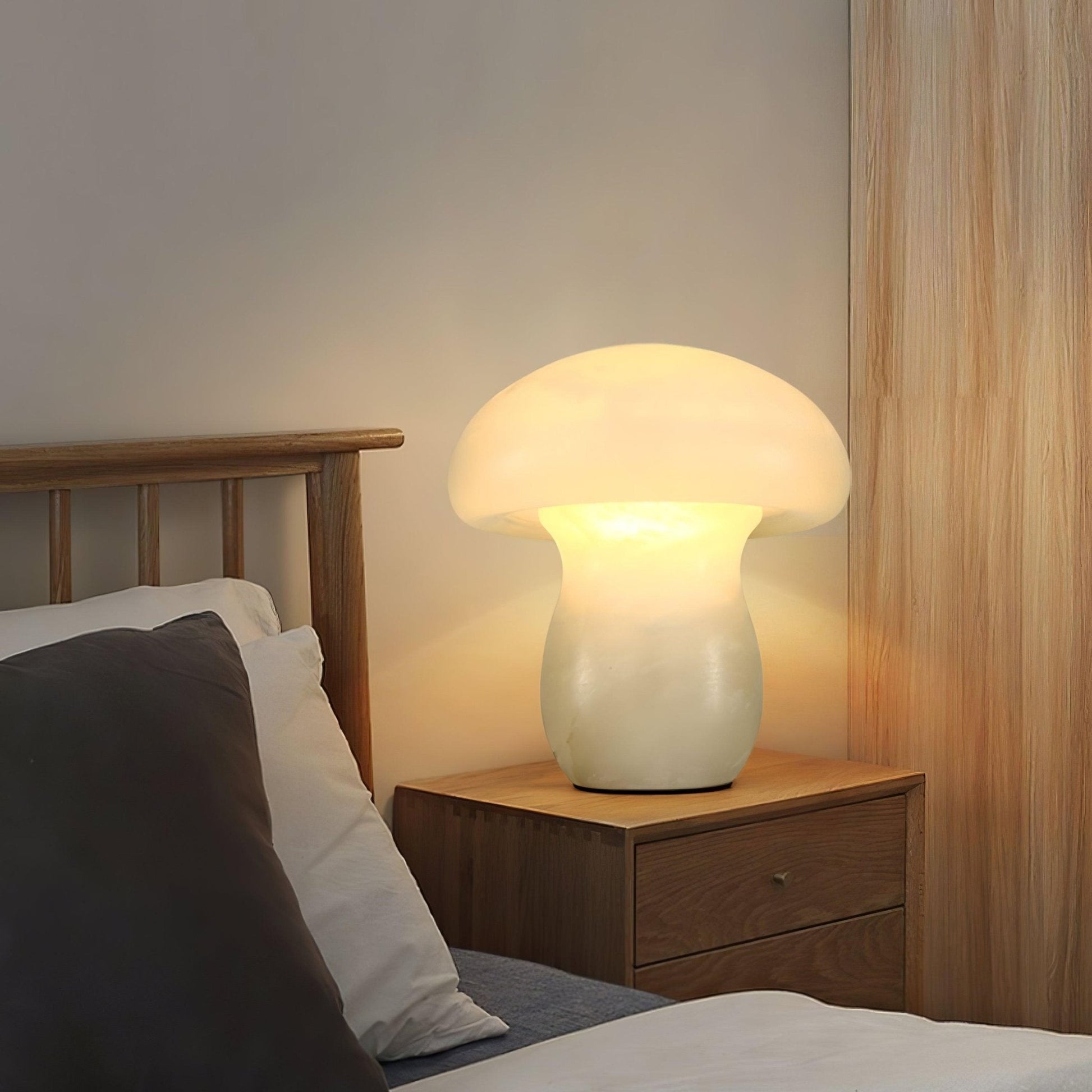 Nera Alabaster Table Lamp-Neutral Decor