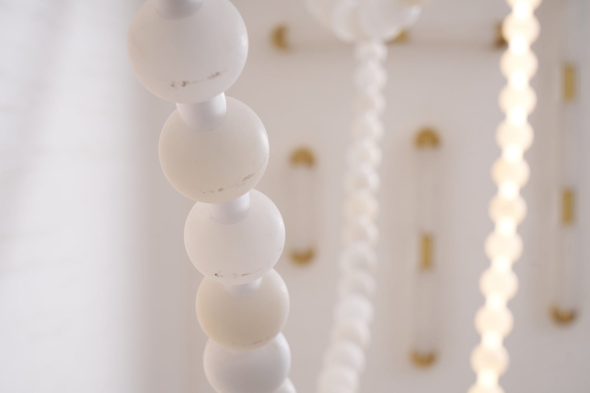 Grempt Alabaster Pearl Necklace Chandelier-Neutral Decor