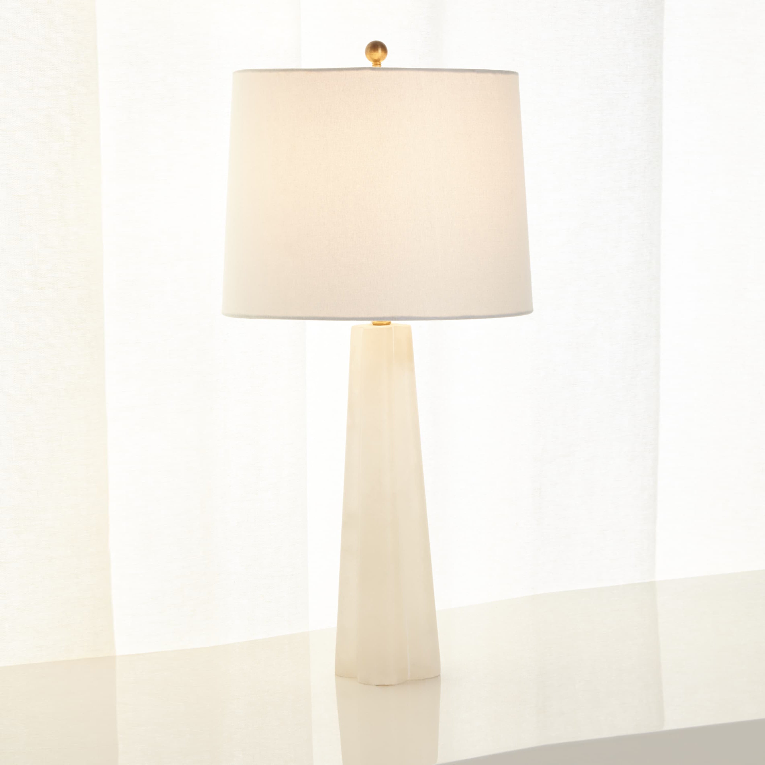 Elara Table Lamp