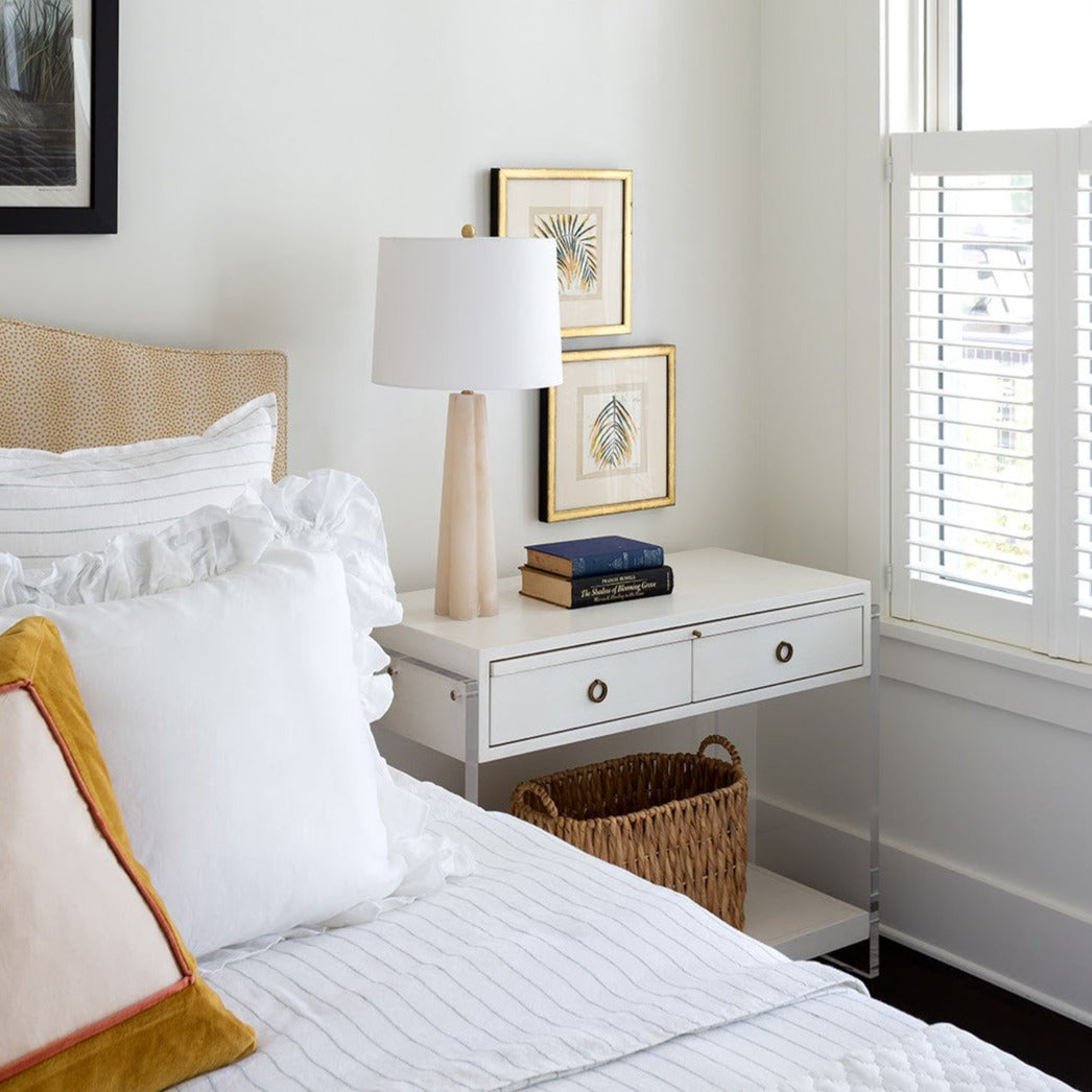 Elara Table Lamp