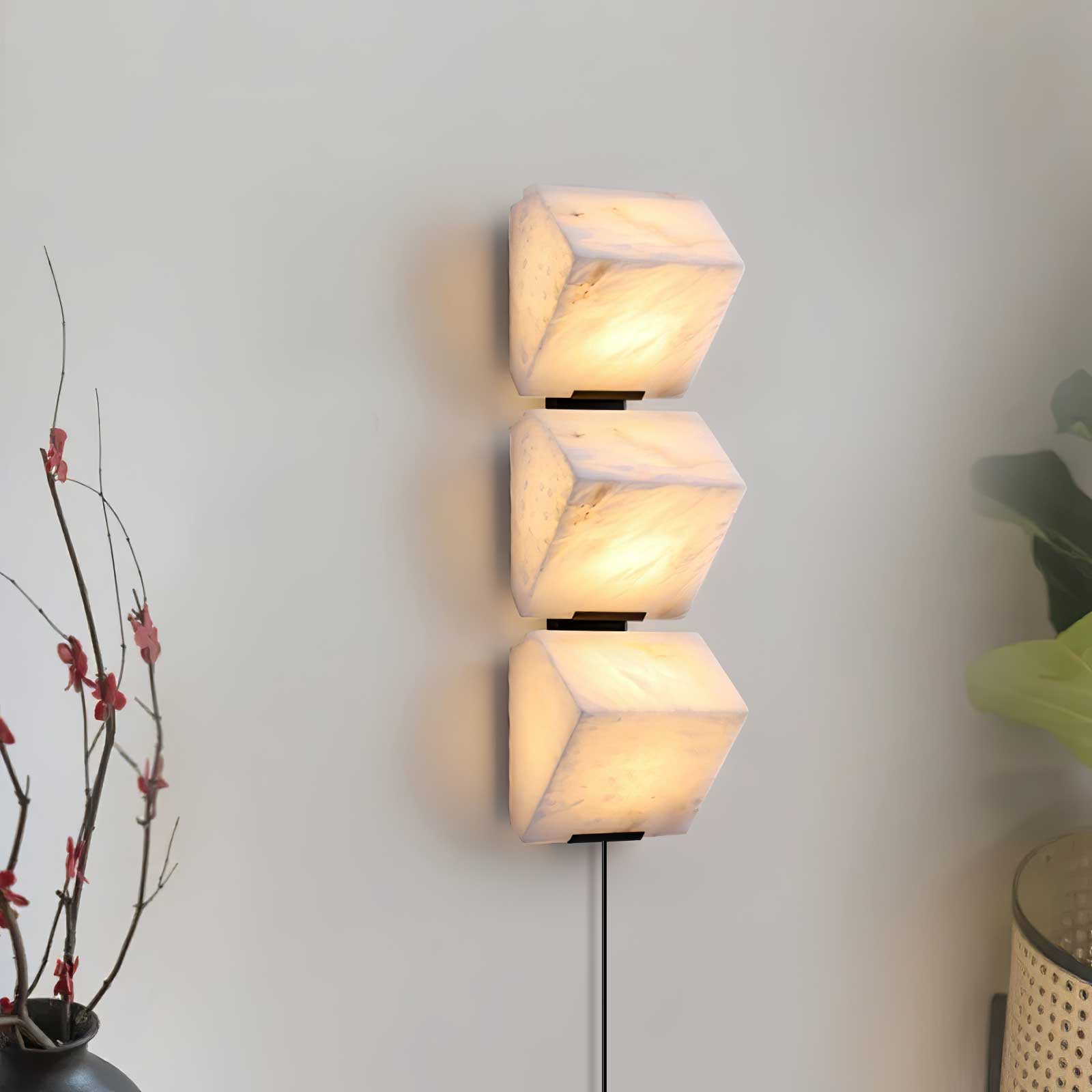 Dione Alabaster Wall Lamp-Neutral Decor