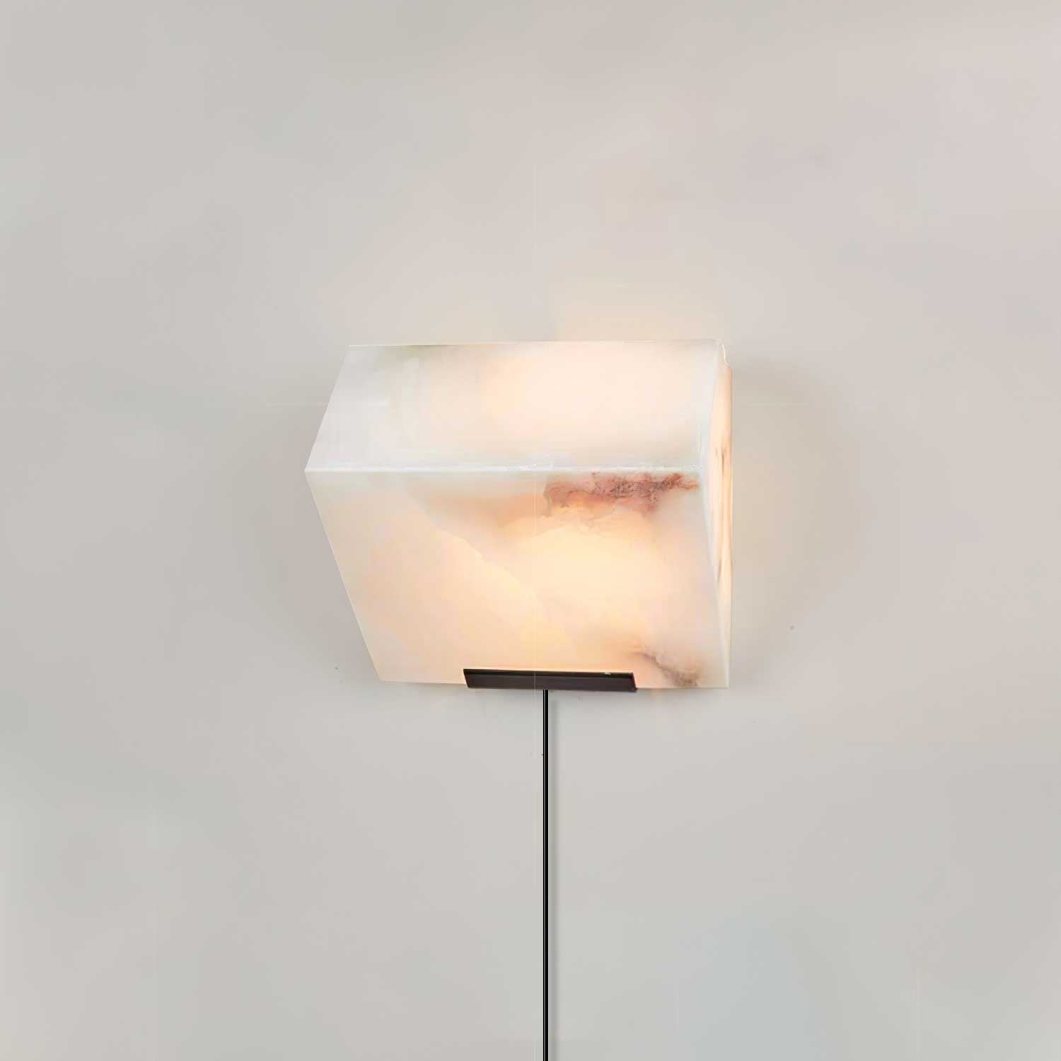 Dione Alabaster Wall Lamp-Neutral Decor