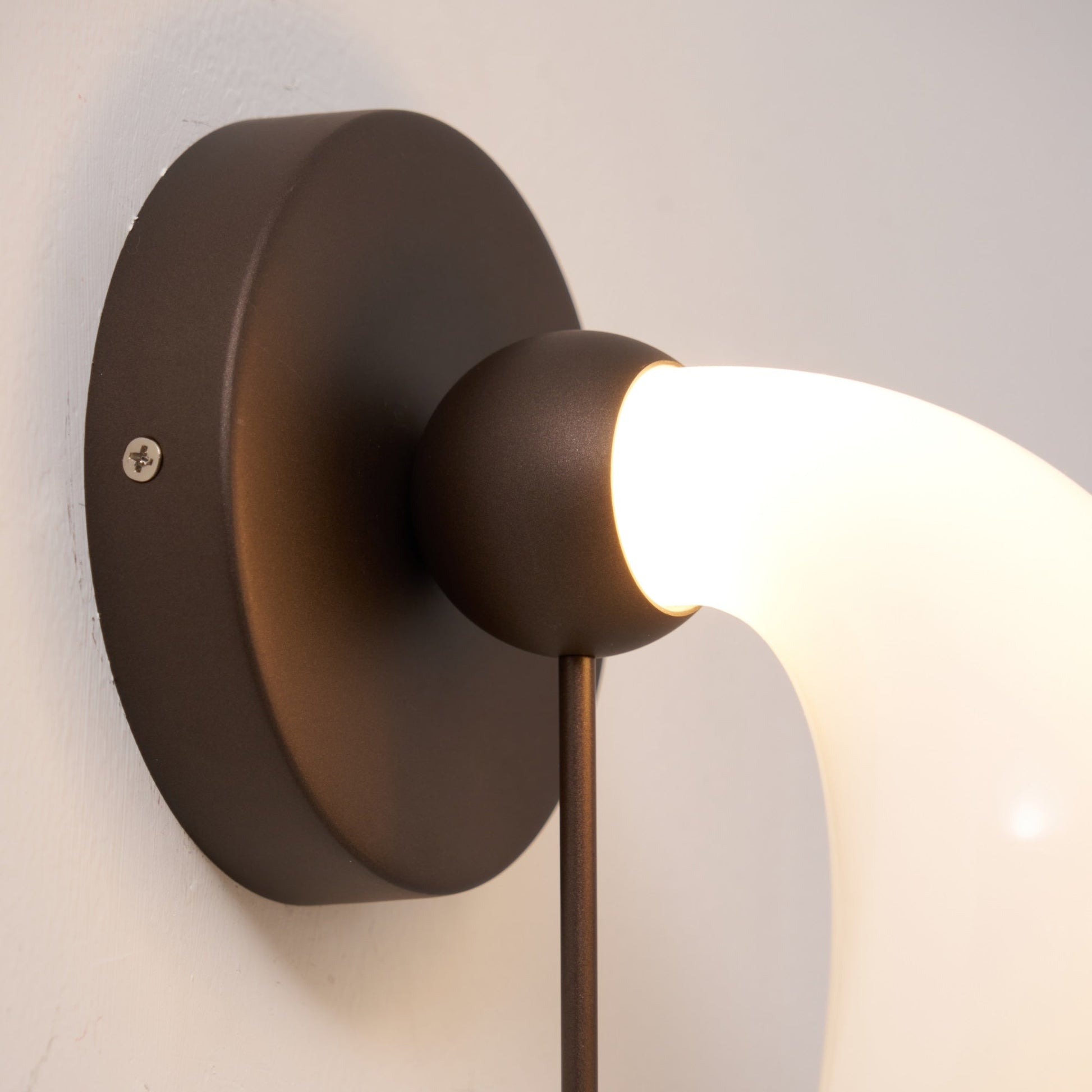 Viphaor Premium Elegance Art Glass Wall Light-Neutral Decor