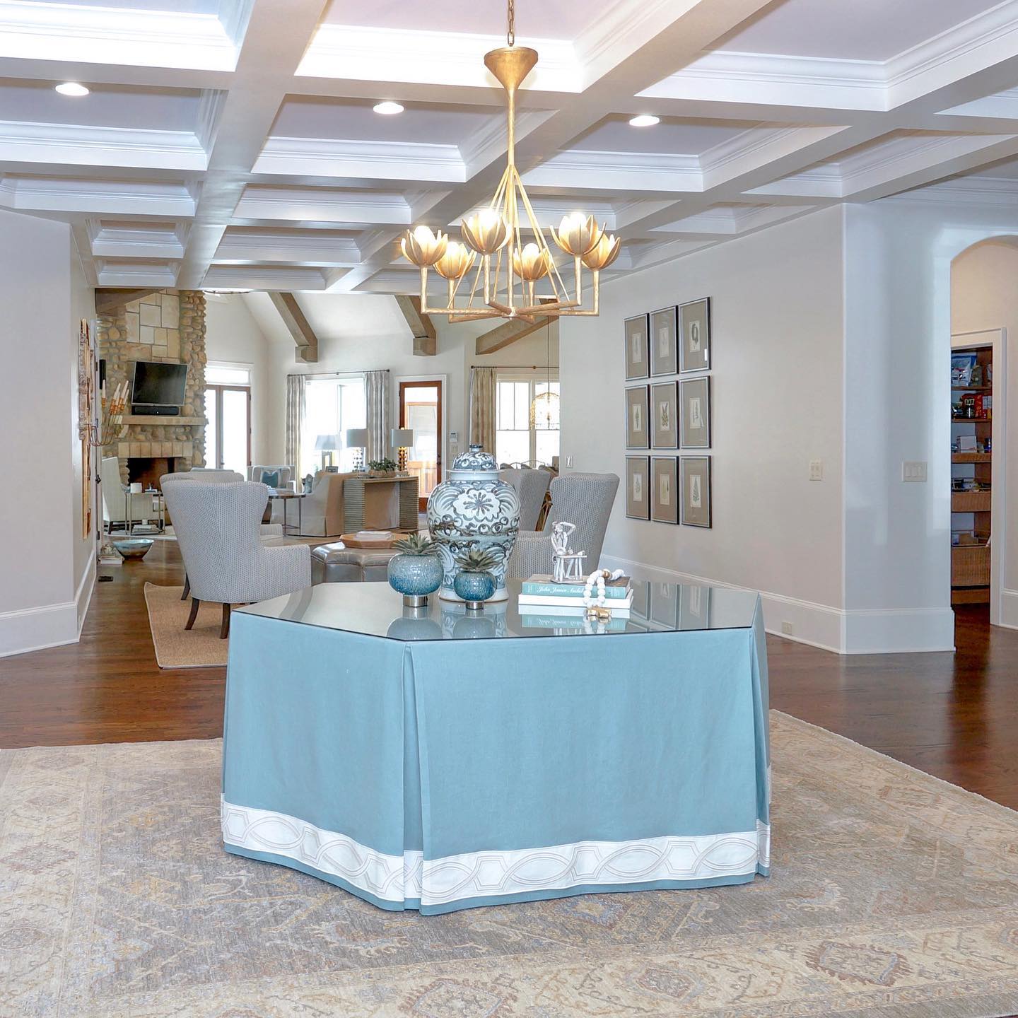 Ulmaris Floral Chandelier-Neutral Decor