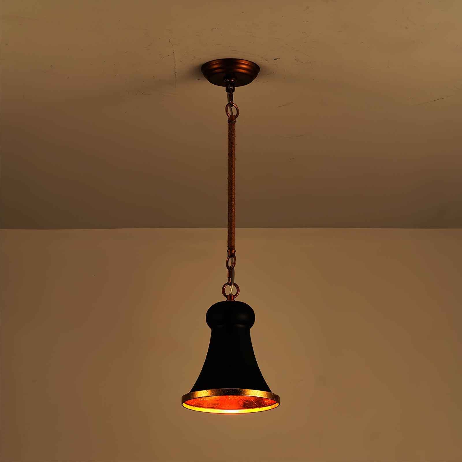 Vatnuvyn Modern Minimalist Metal Pendant Lamp