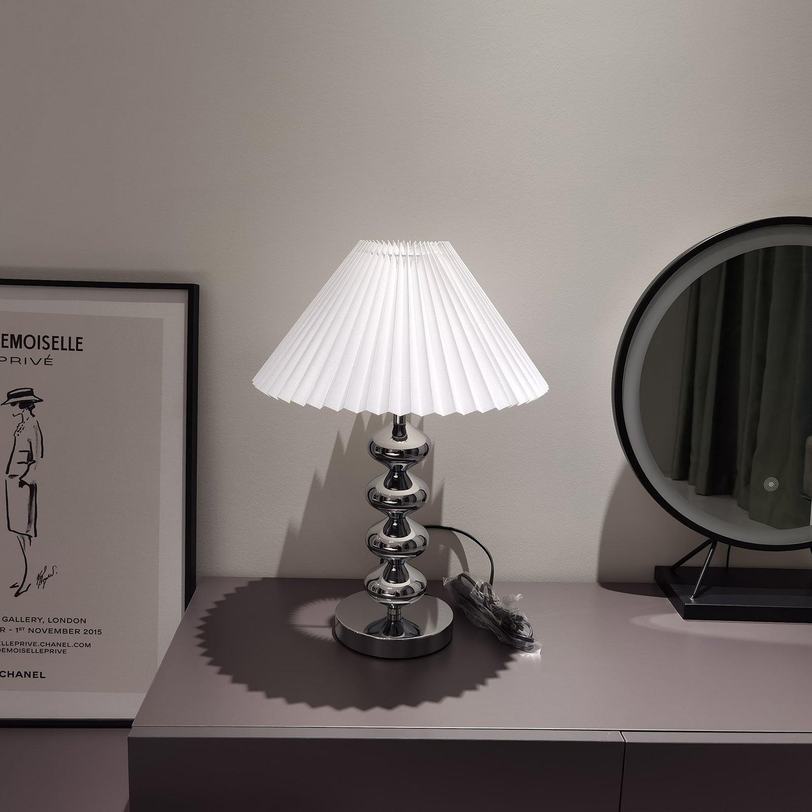 Cyris Retro Pleated Table Lamp-Neutral Decor