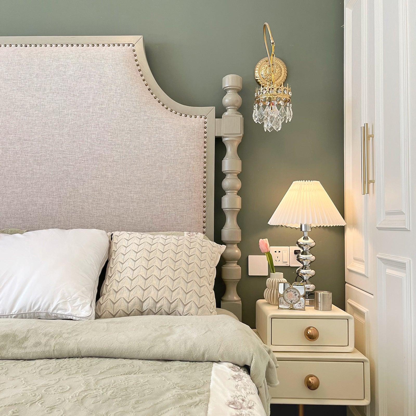 Cyris Retro Pleated Table Lamp-Neutral Decor