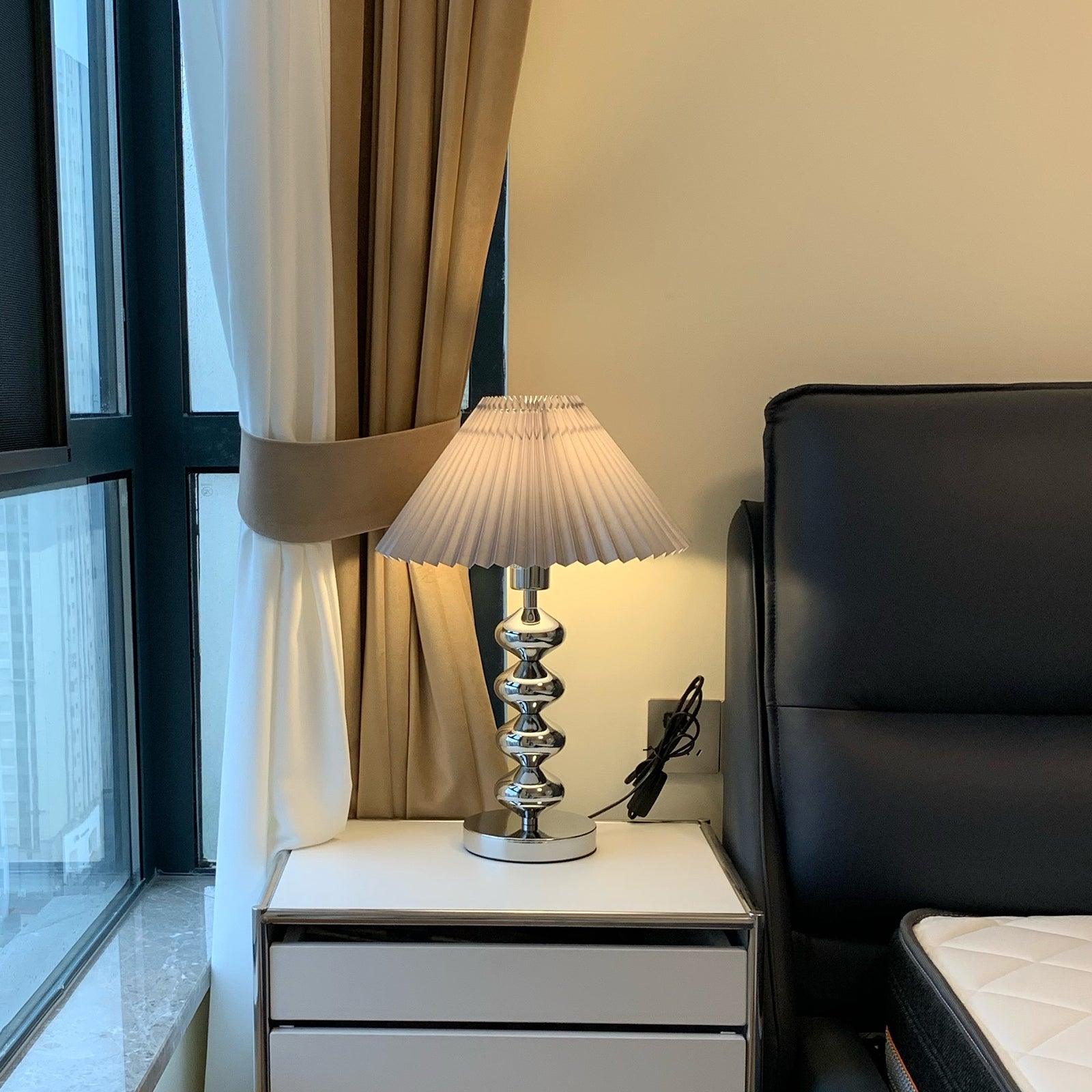 Cyris Retro Pleated Table Lamp-Neutral Decor