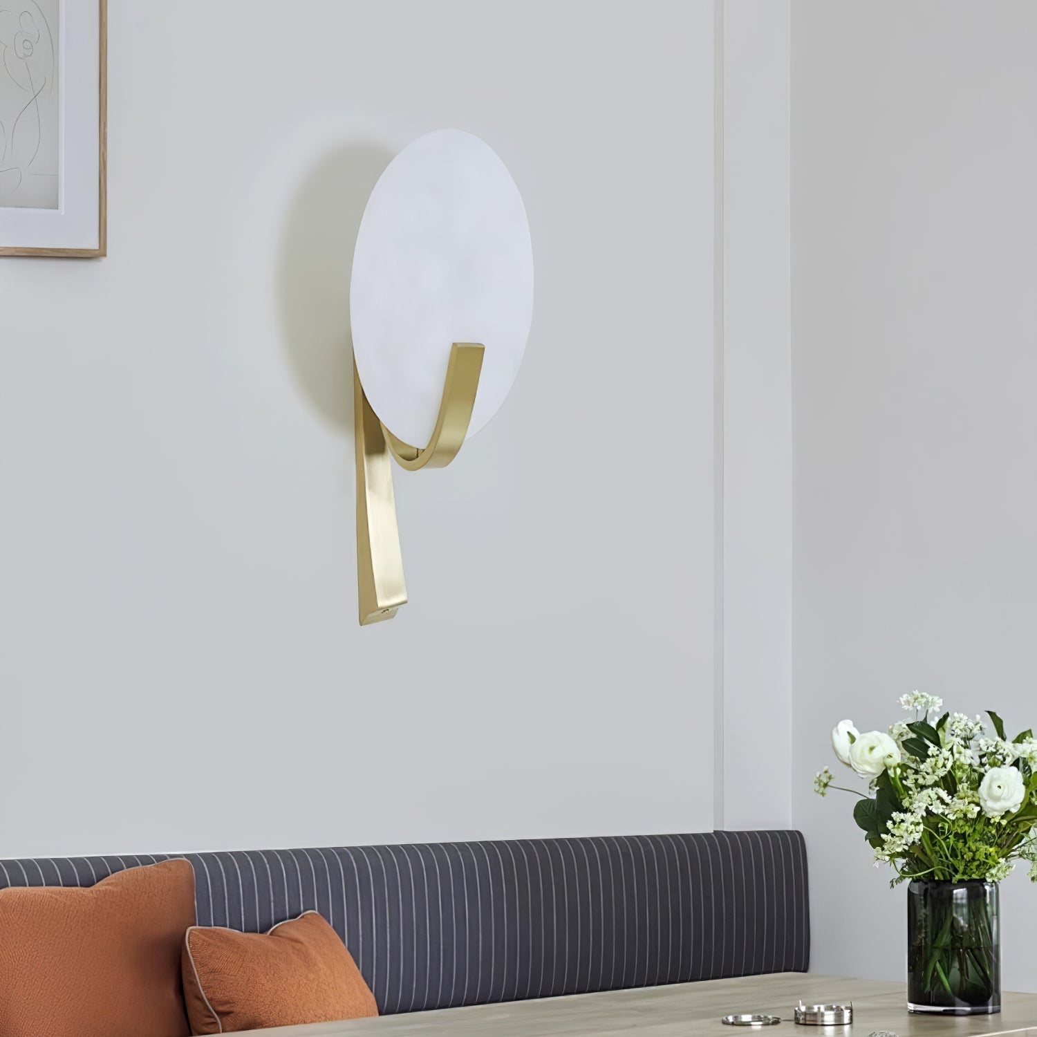 Avey Minimalist Alabaster Wall Lamp-Neutral Decor