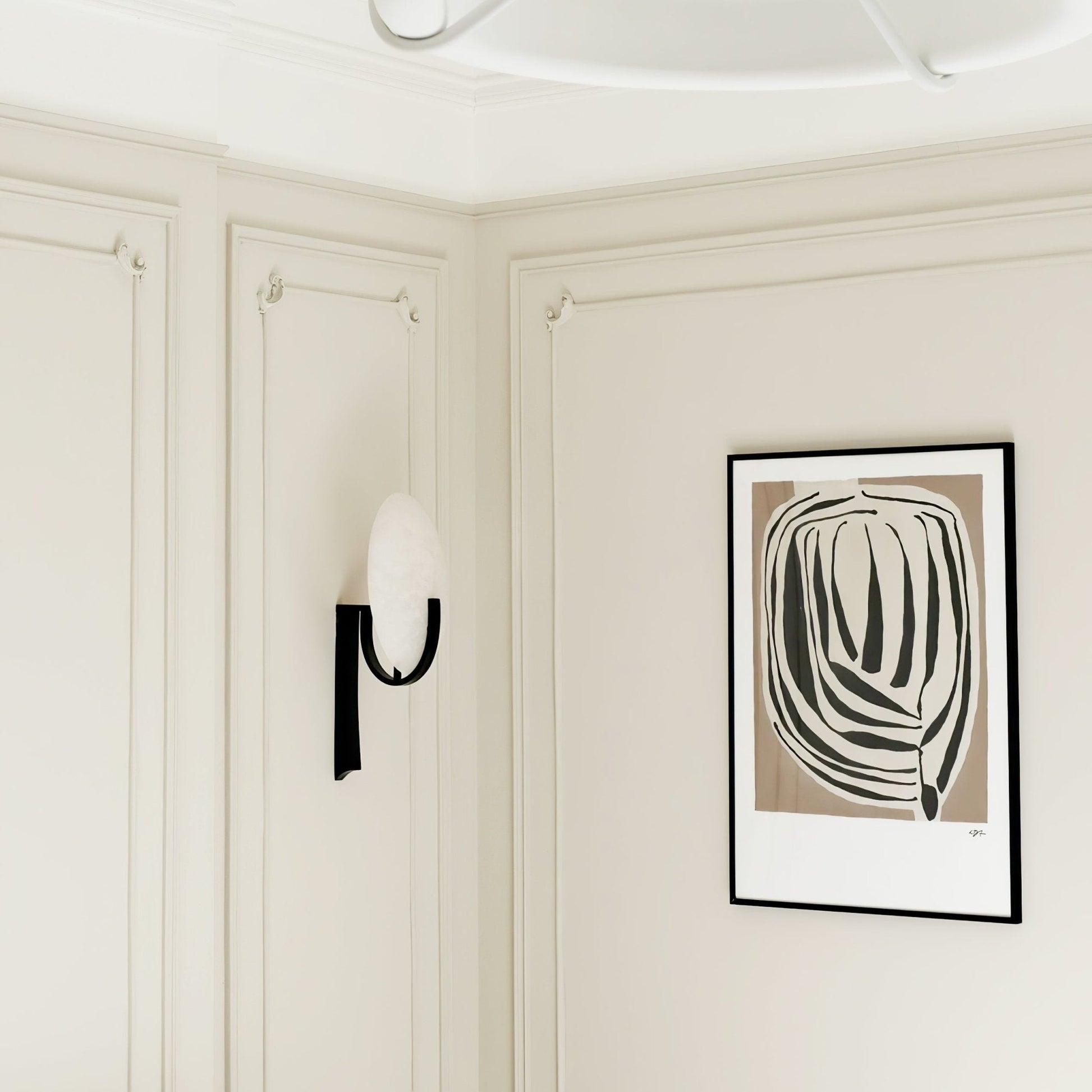 Avey Minimalist Alabaster Wall Lamp-Neutral Decor