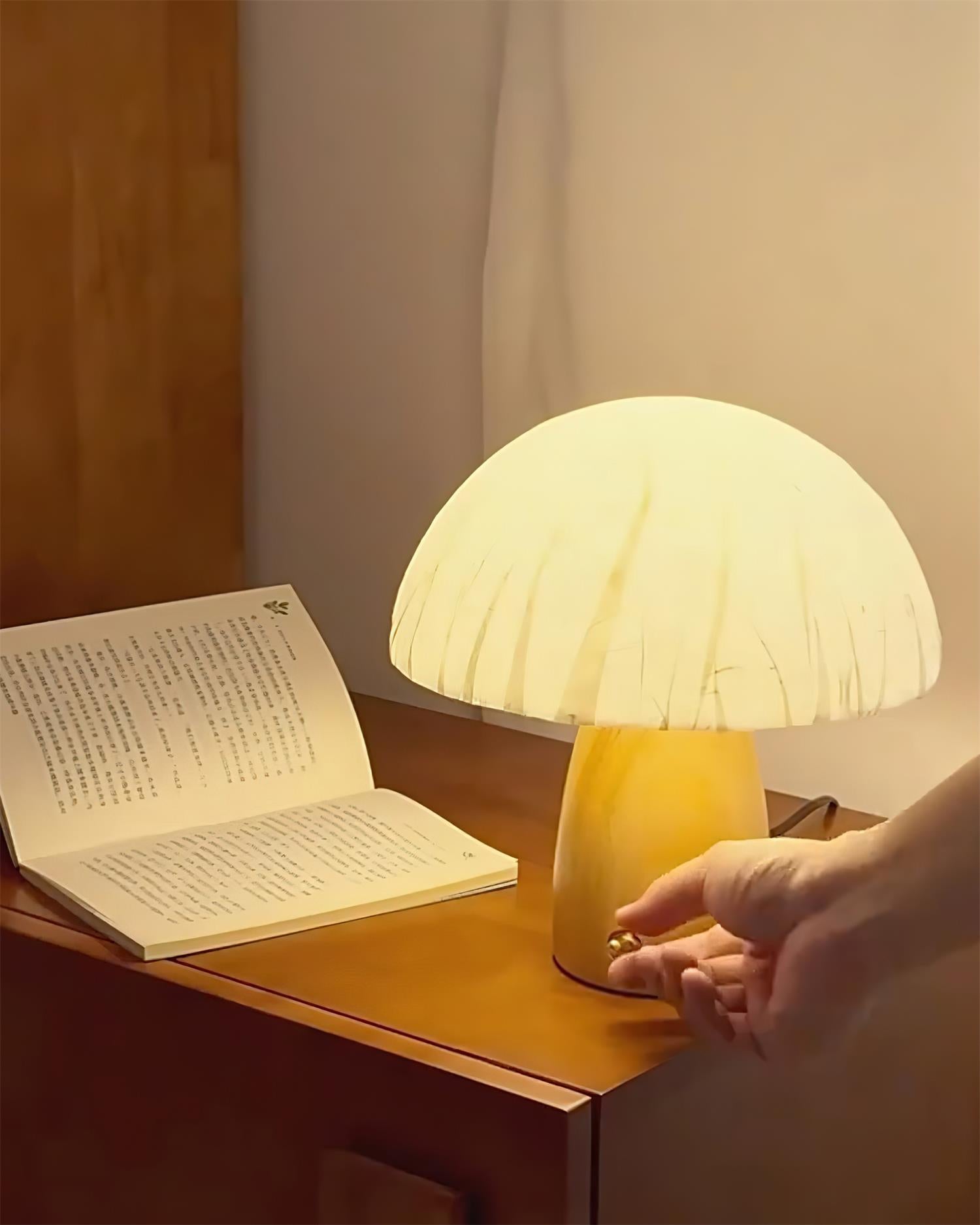 Ianthe Table Lamp