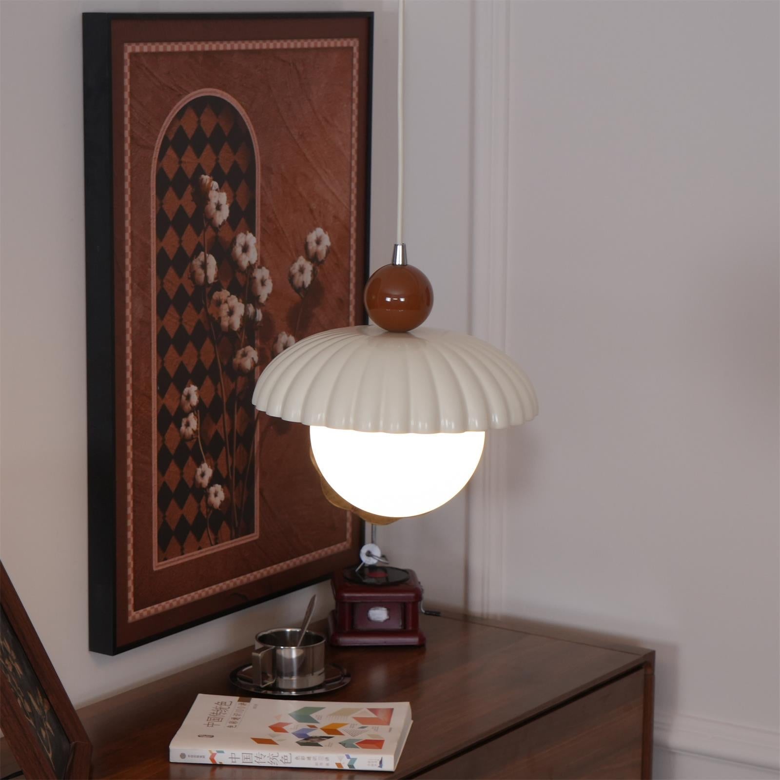 Alien Retro Charm Pendant Light