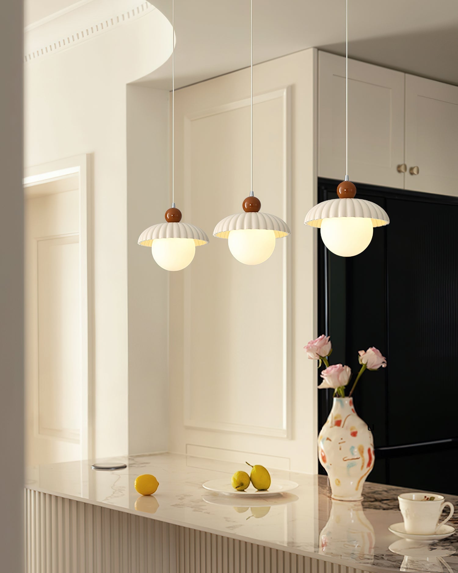 Alien Retro Charm Pendant Light