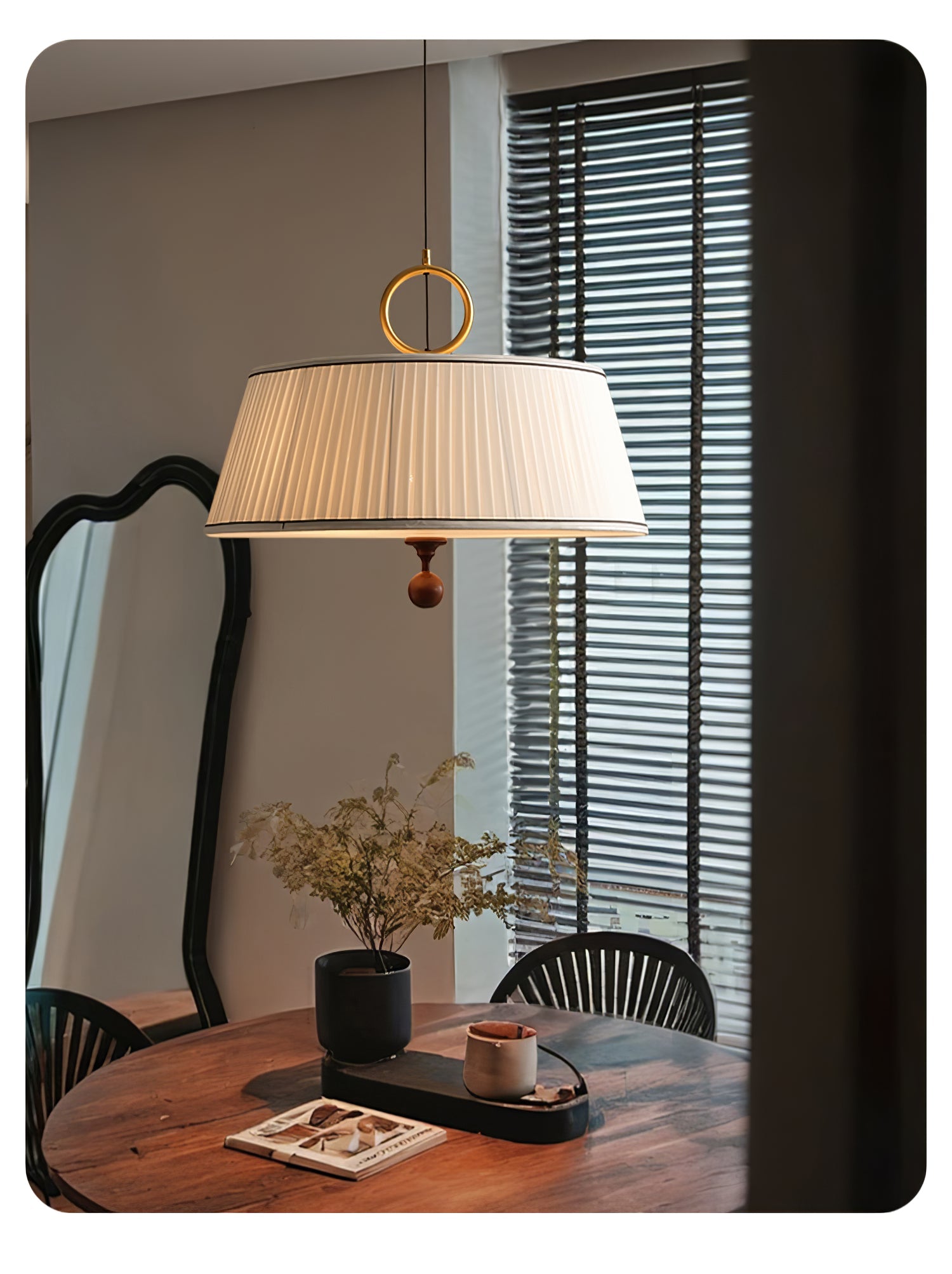 Quvlen Traditional Natural Wood Fabric Pendant Lamp-Neutral Decor