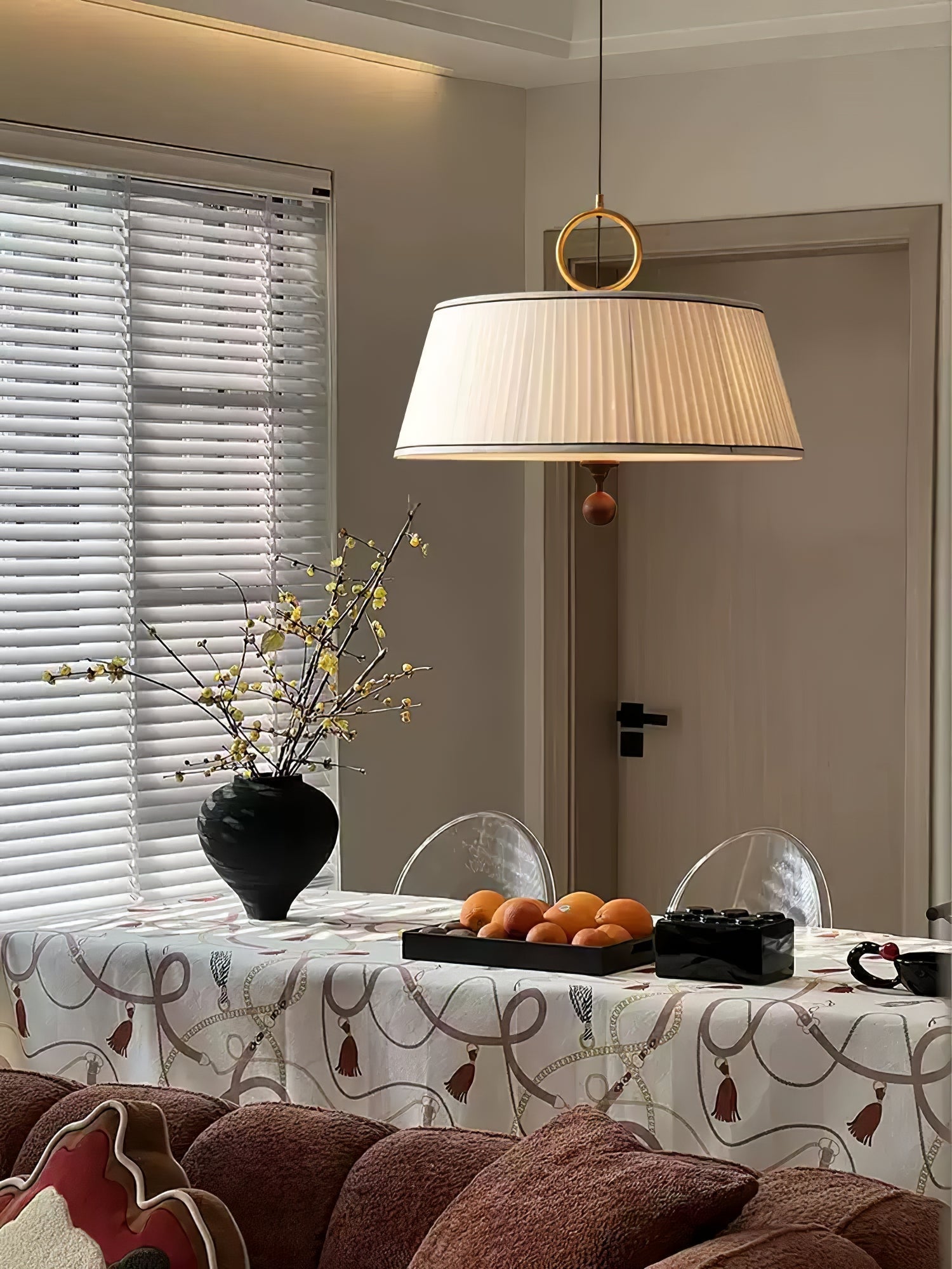 Quvlen Traditional Natural Wood Fabric Pendant Lamp-Neutral Decor