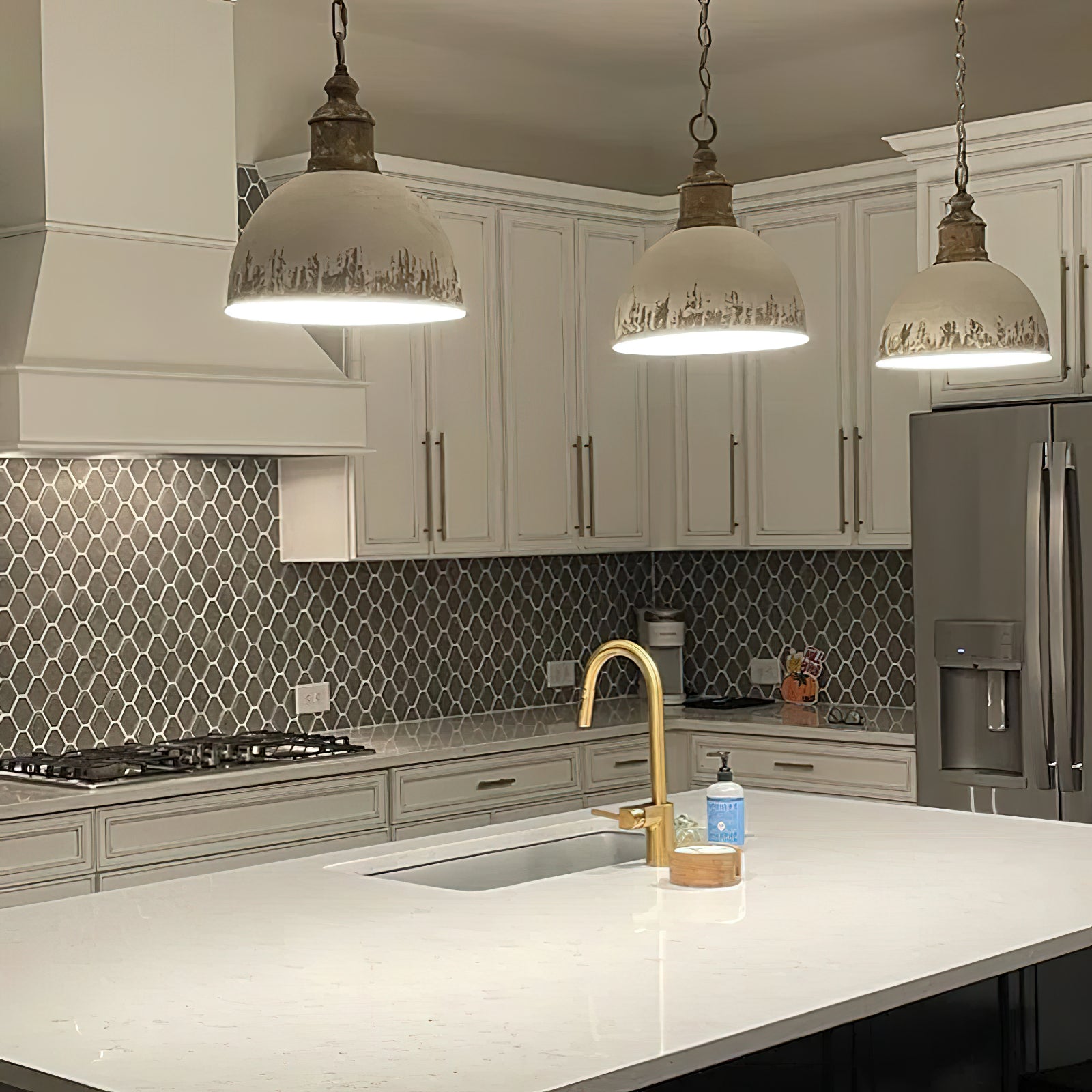 Xenuvyi Individual Creativity Metal Pendant Light