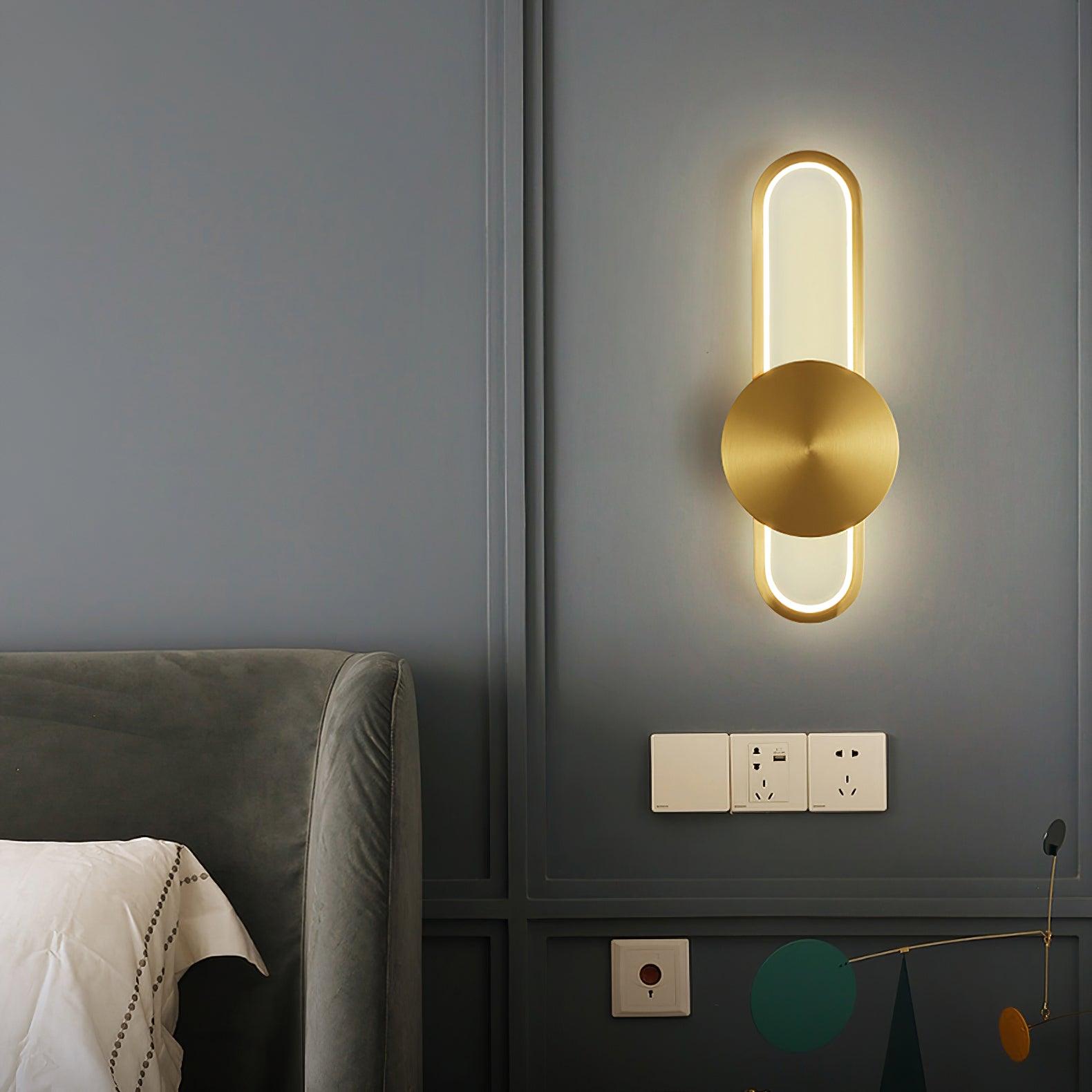 Tevelo Modern Minimalist Brass Wall Lamp-Neutral Decor