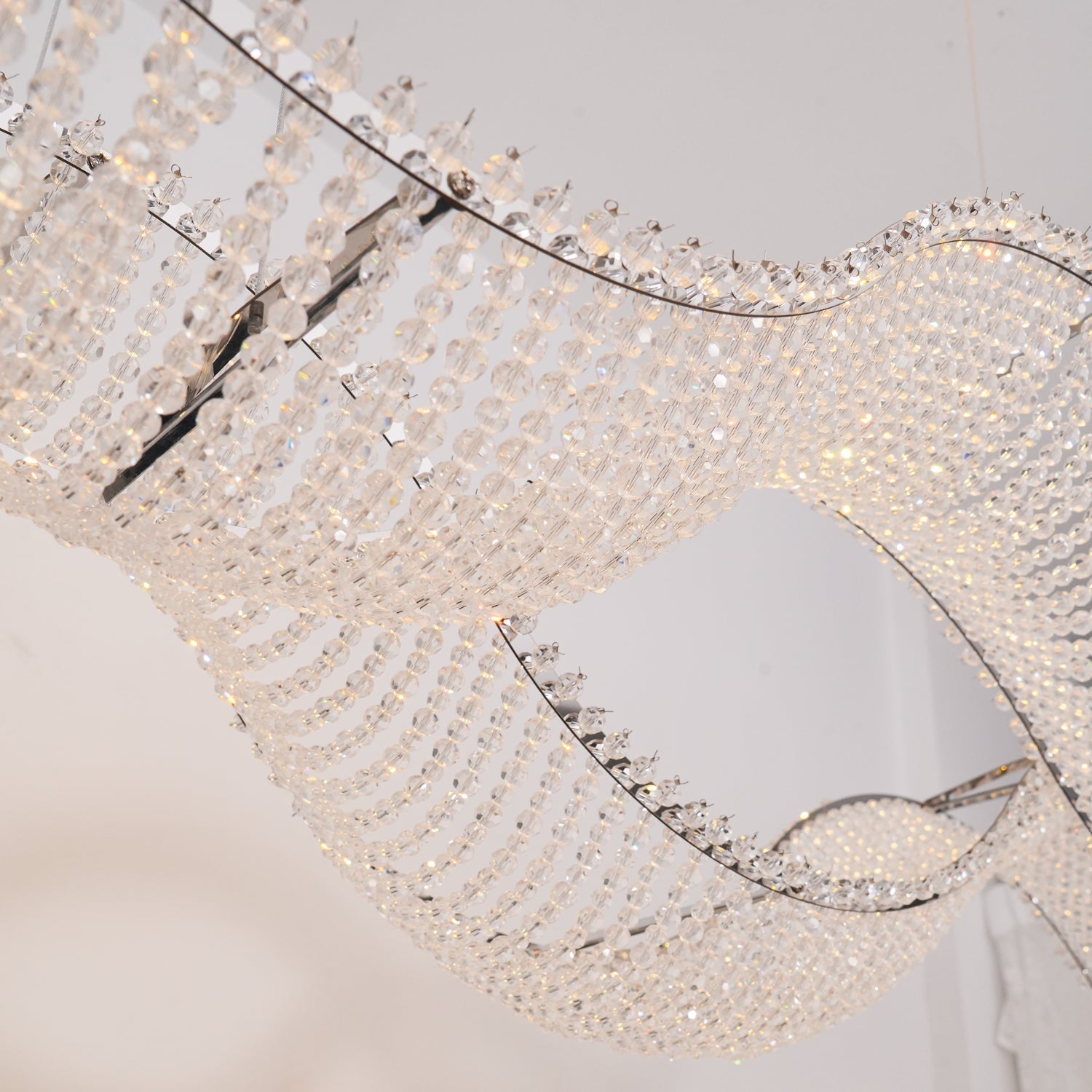 Caelox Postmodern Luxury Crystal Chandelier-Neutral Decor