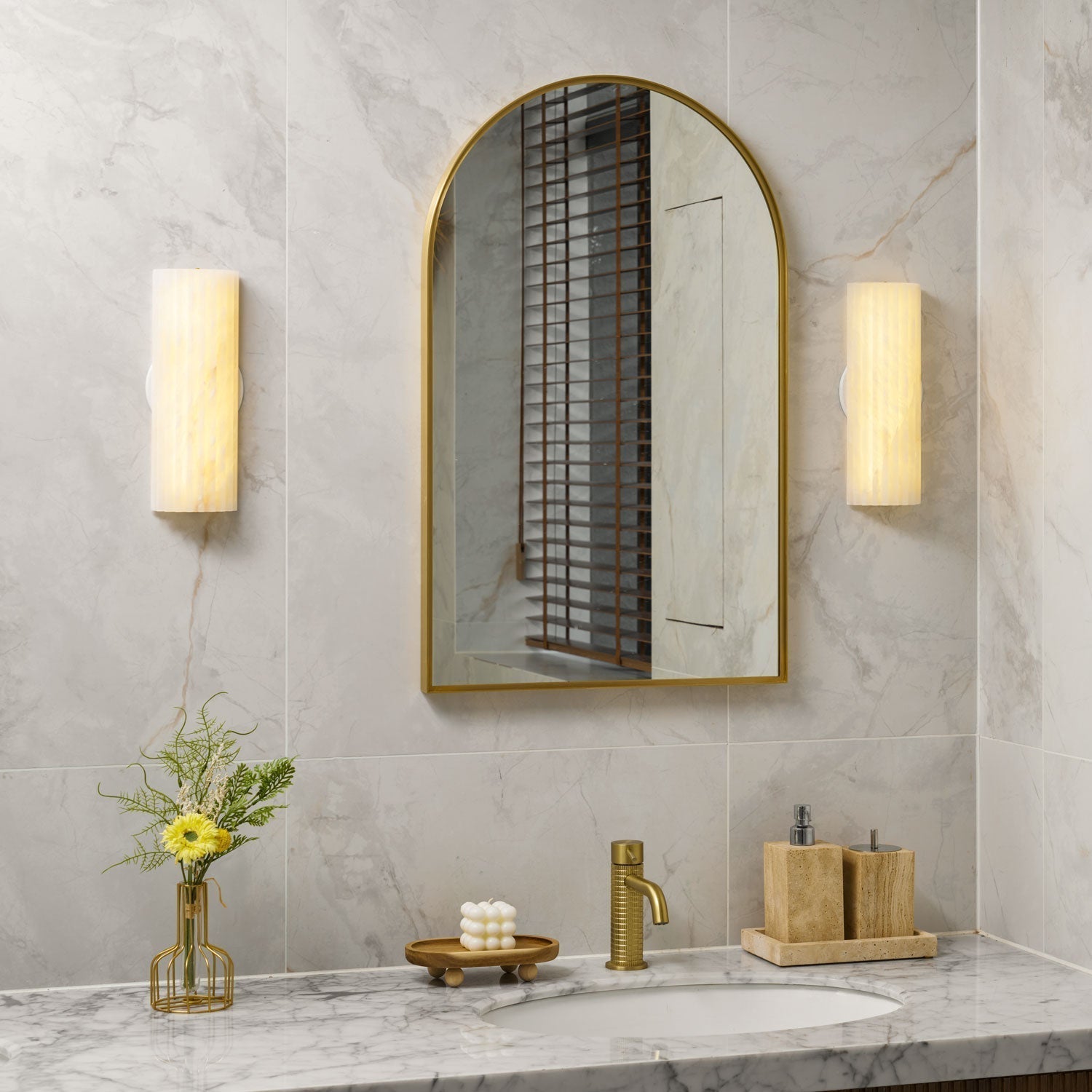 Orvian Wall Lamp Alabaster Minimalist-Neutral Decor