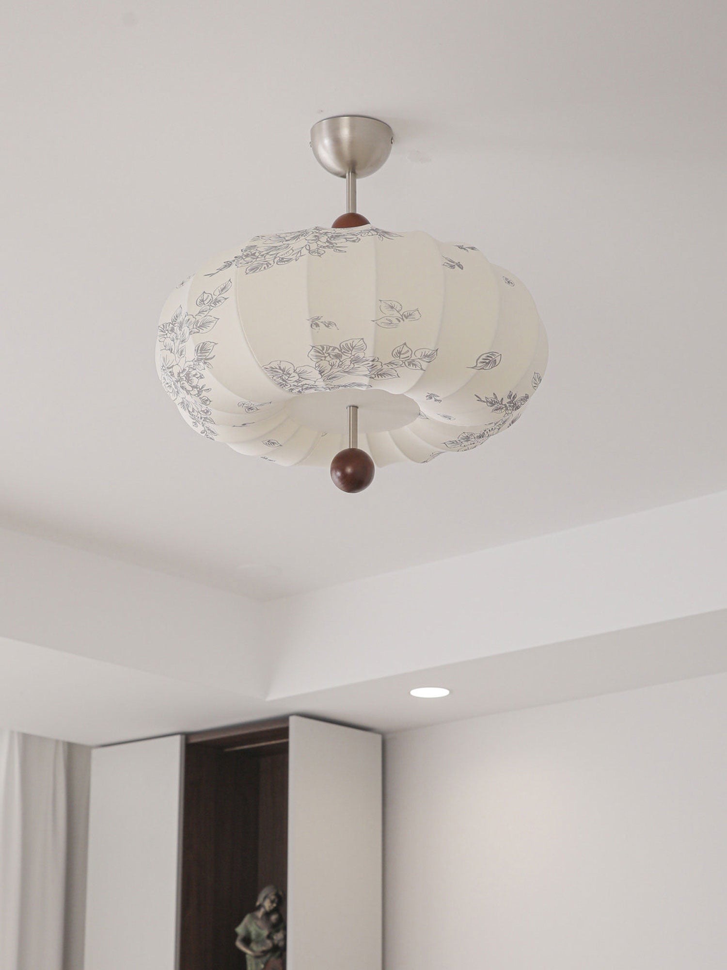 Briar Pendant Light